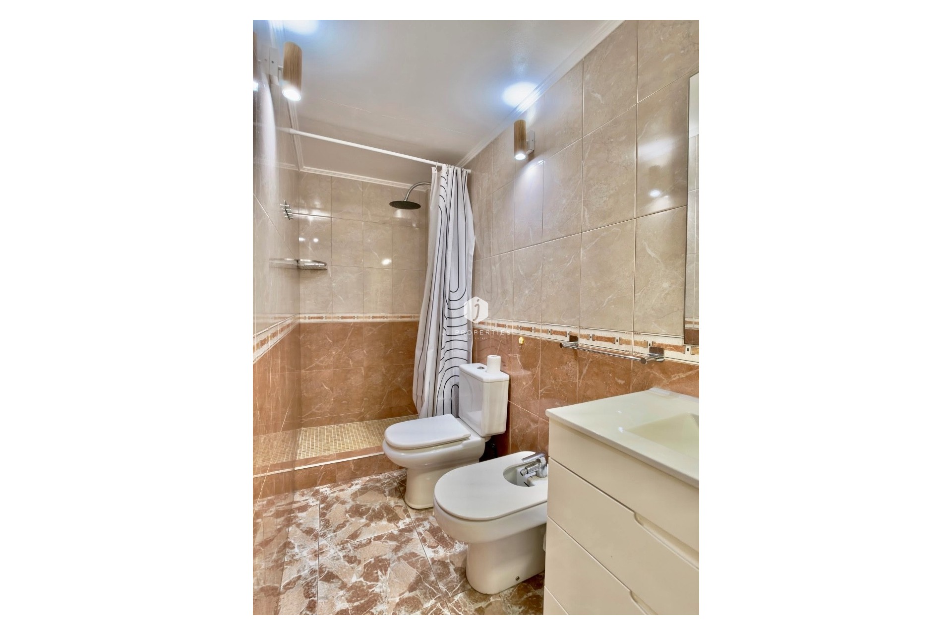 Aus zweiter Hand - Wohnung -
Torrevieja - Costa Blanca