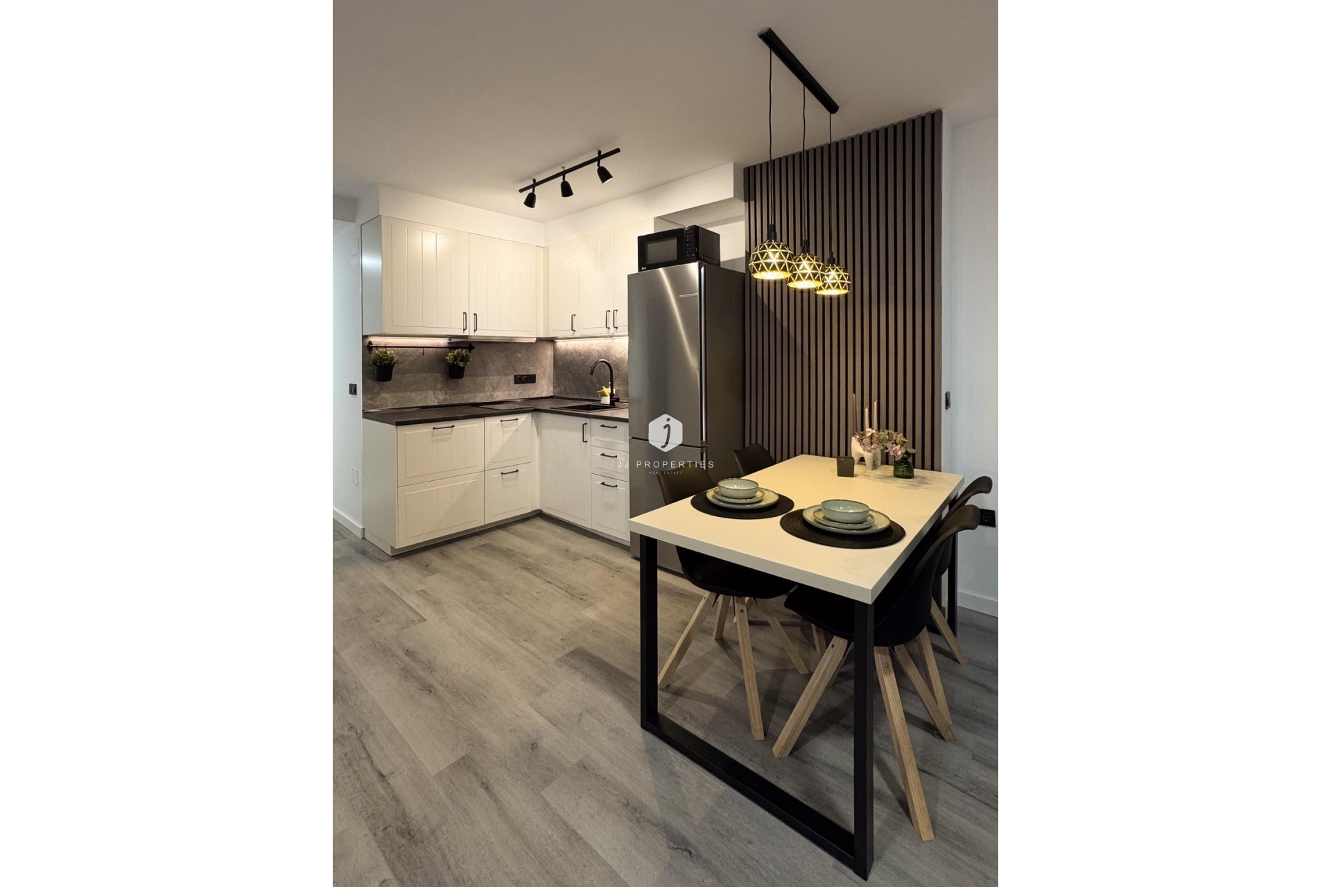 Aus zweiter Hand - Wohnung -
Torrevieja - Curva Del Palangre