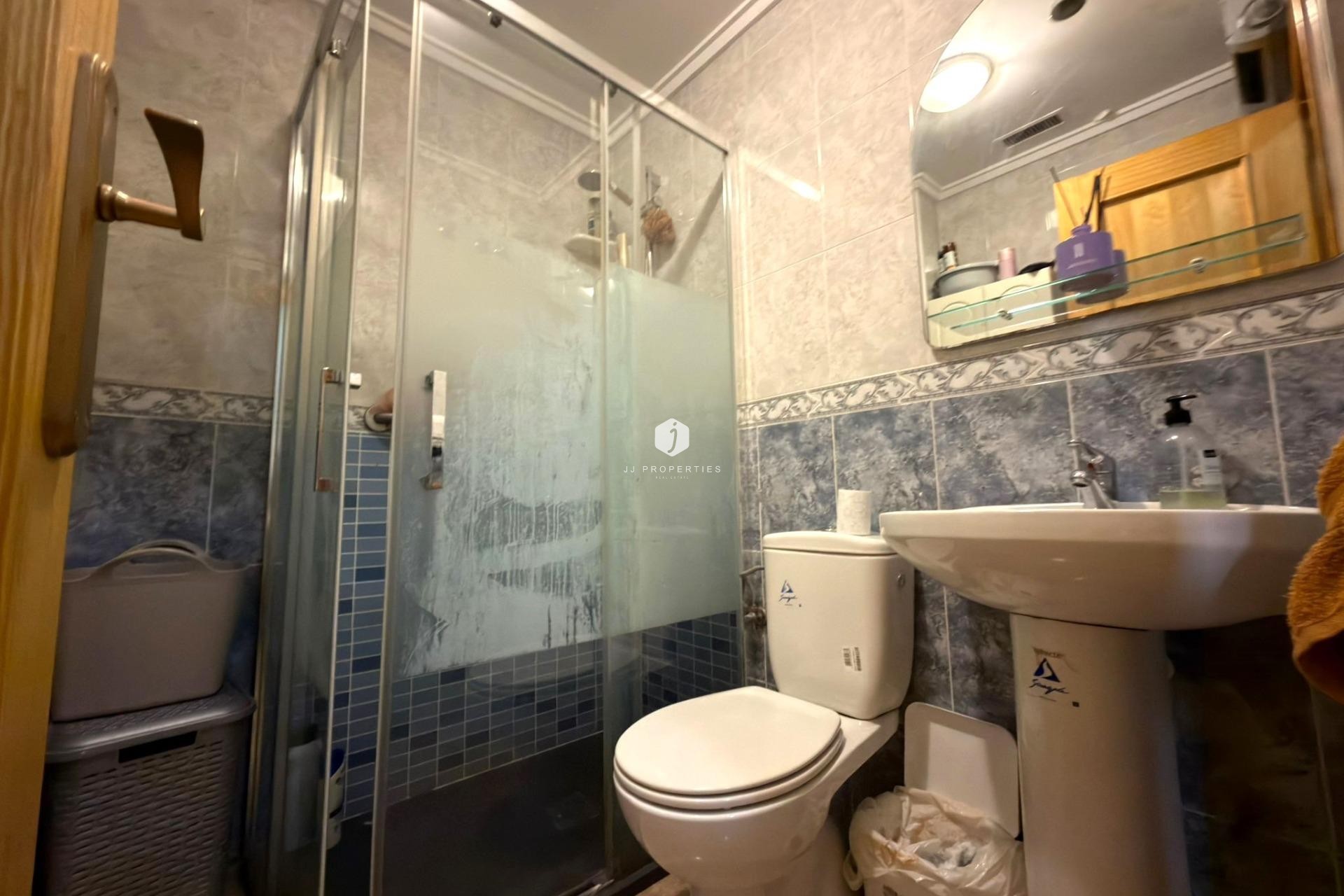 Aus zweiter Hand - Wohnung -
Torrevieja - Curva Del Palangre