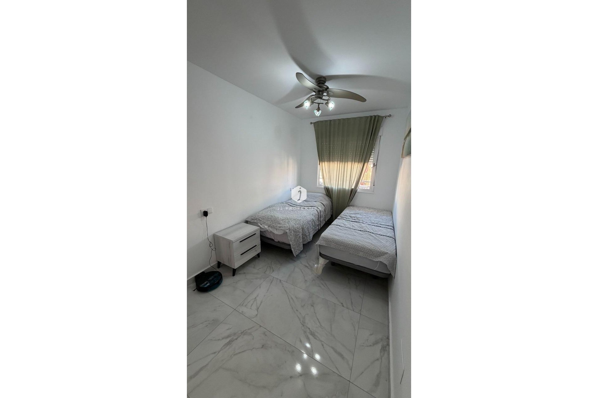 Aus zweiter Hand - Wohnung -
Torrevieja - Curva Del Palangre