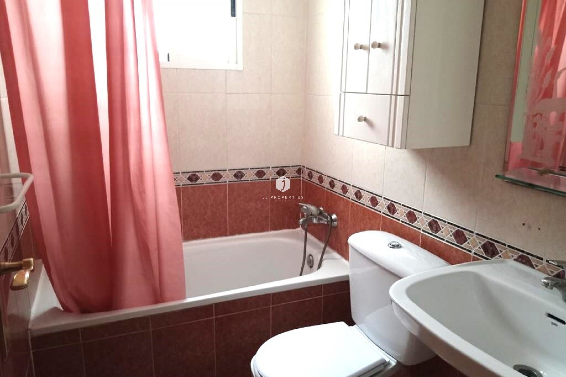 Aus zweiter Hand - Wohnung -
Torrevieja - El molino