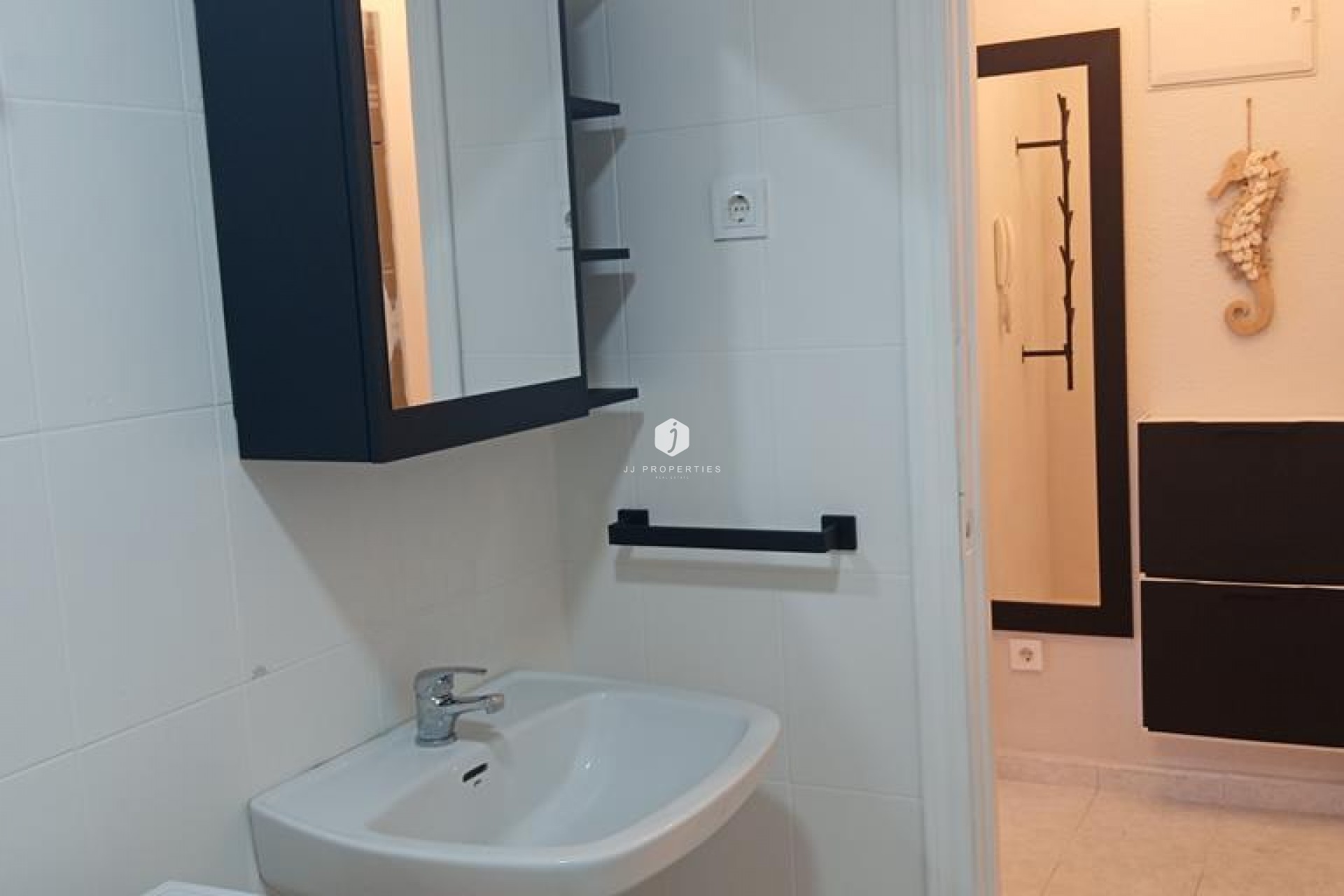 Aus zweiter Hand - Wohnung -
Torrevieja - El molino