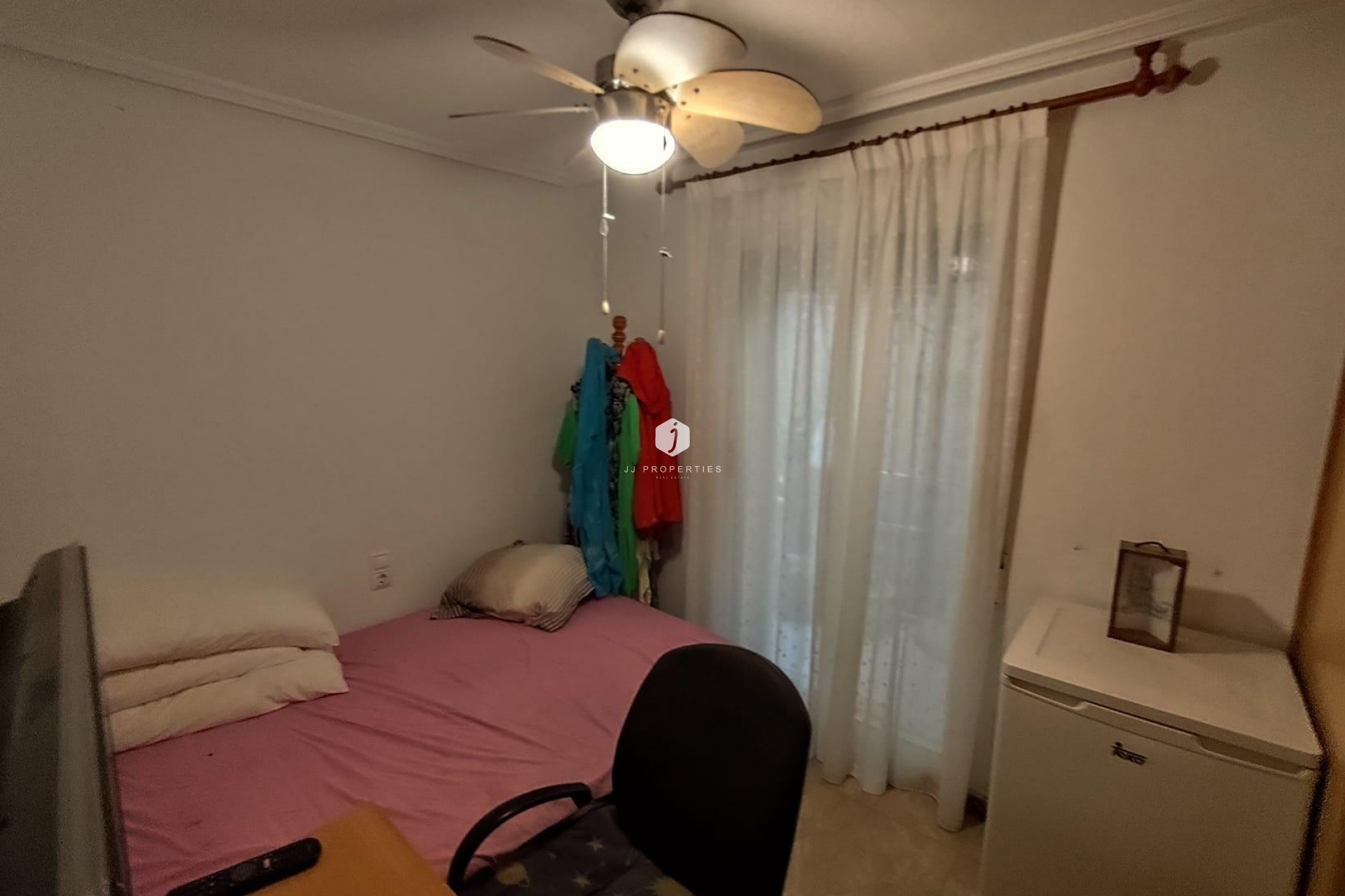 Aus zweiter Hand - Wohnung -
Torrevieja - Estacion de autobuses