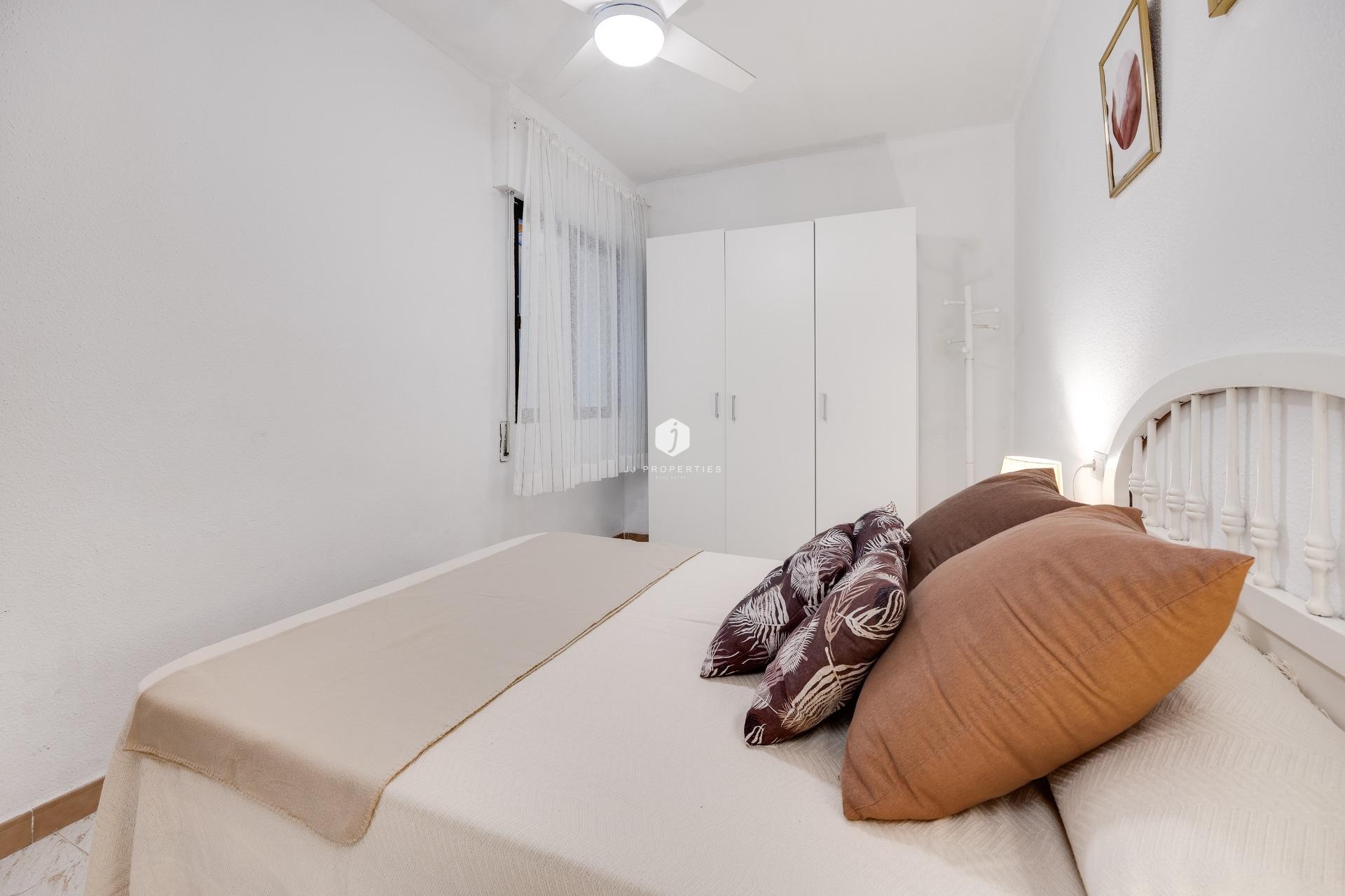 Aus zweiter Hand - Wohnung -
Torrevieja - Estacion de autobuses