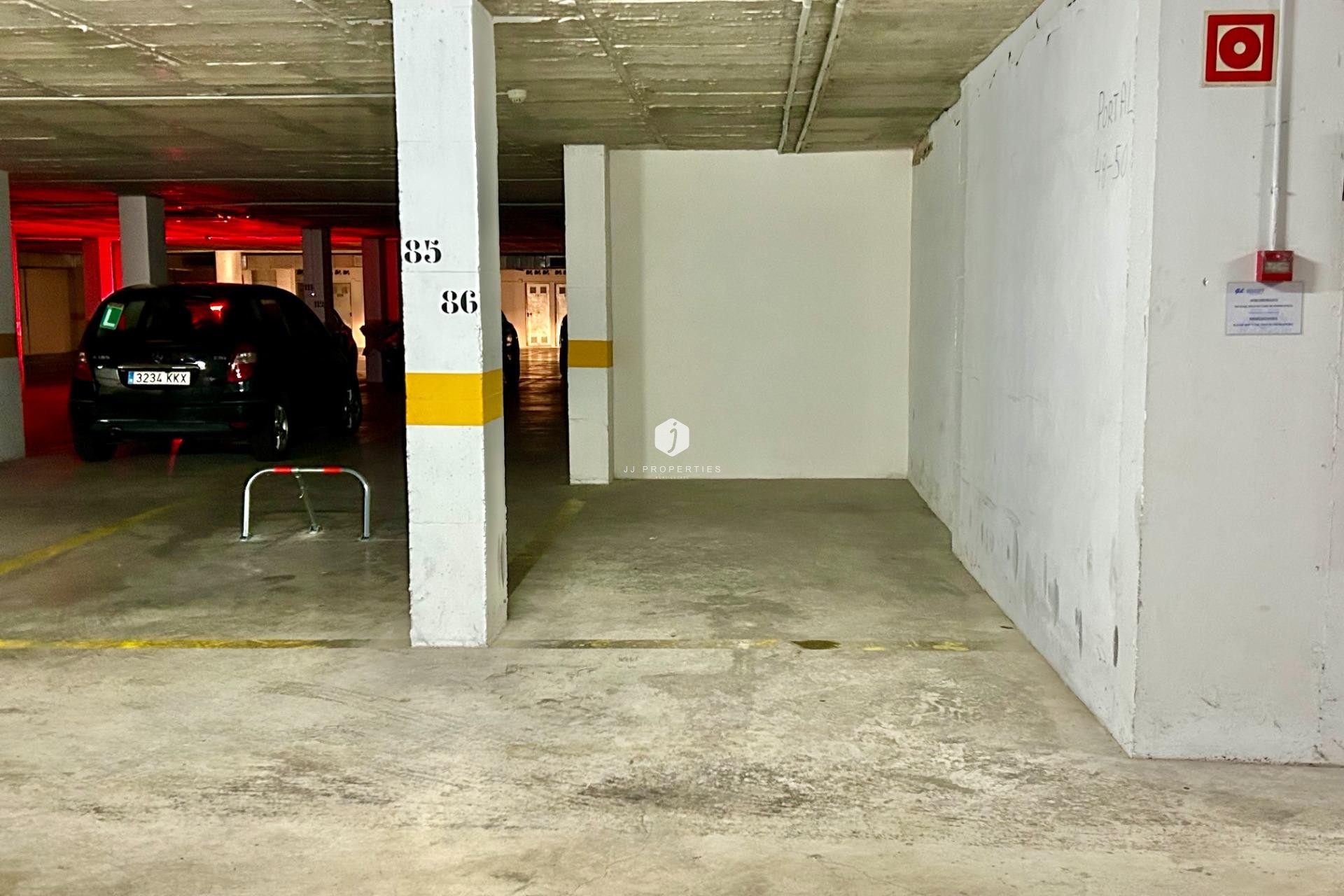 Aus zweiter Hand - Wohnung -
Torrevieja - Estacion de autobuses