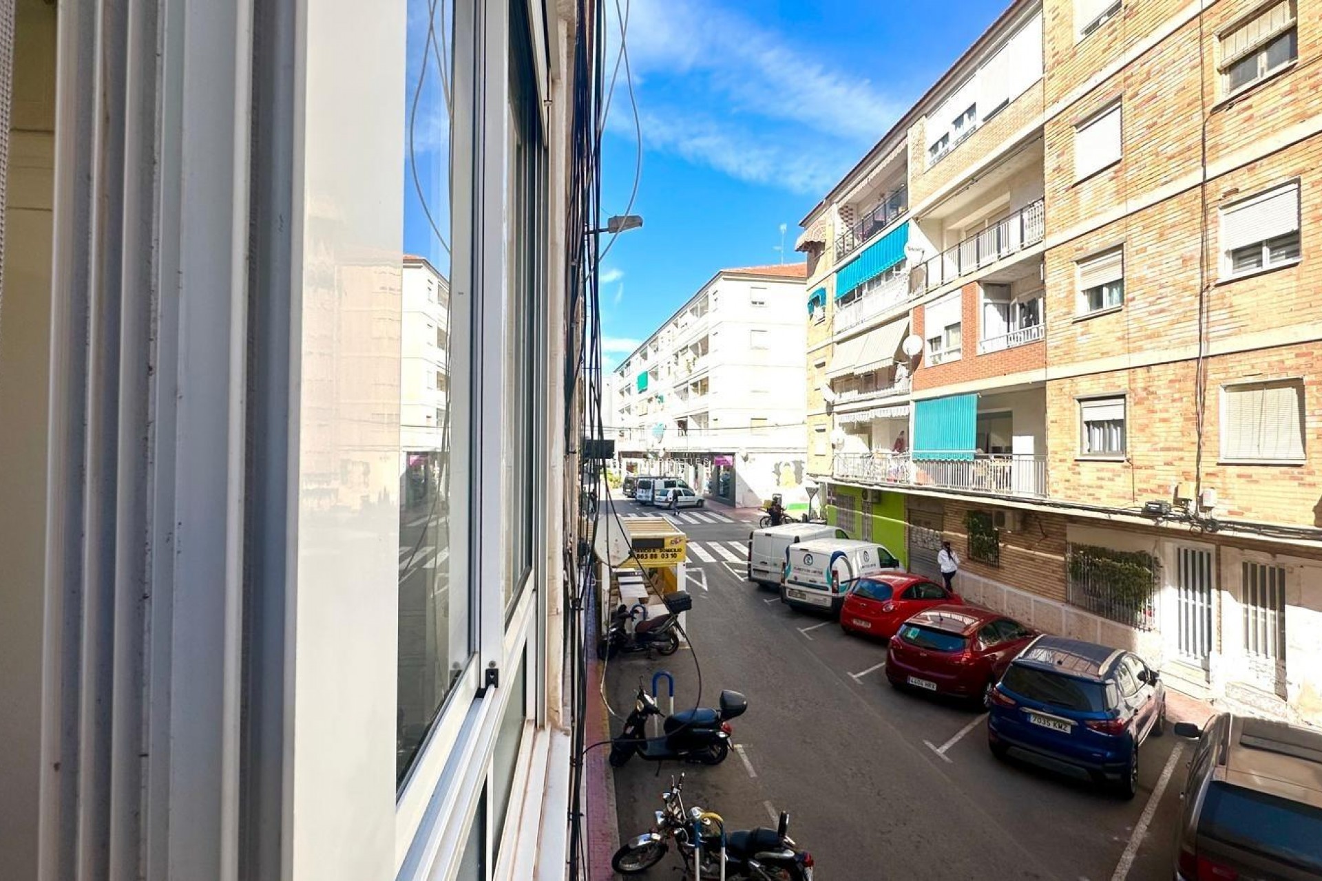 Aus zweiter Hand - Wohnung -
Torrevieja - Estacion de autobuses