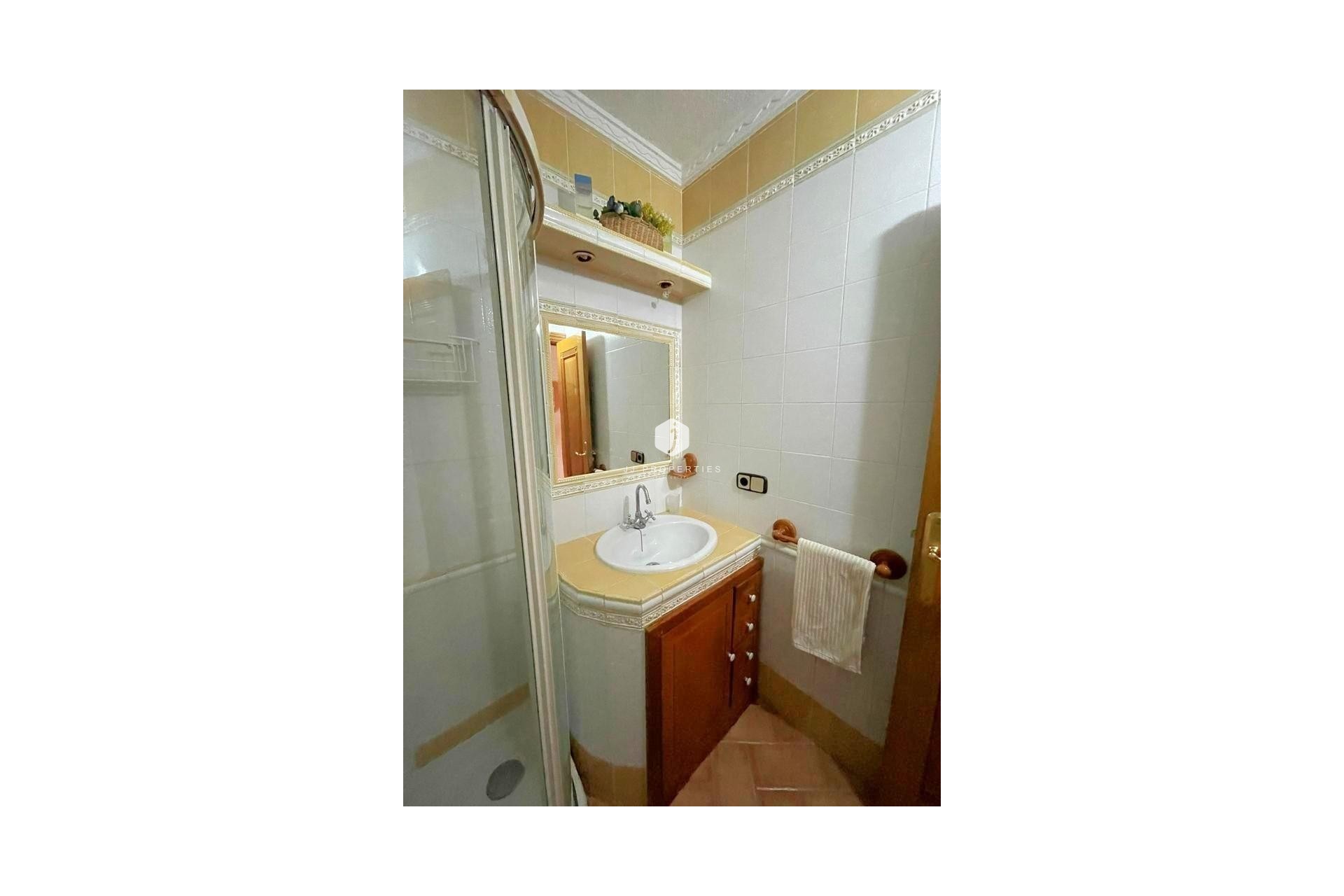 Aus zweiter Hand - Wohnung -
Torrevieja - Estacion de autobuses