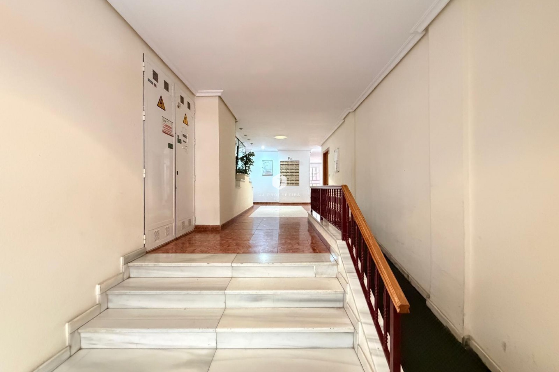 Aus zweiter Hand - Wohnung -
Torrevieja - Estacion de autobuses