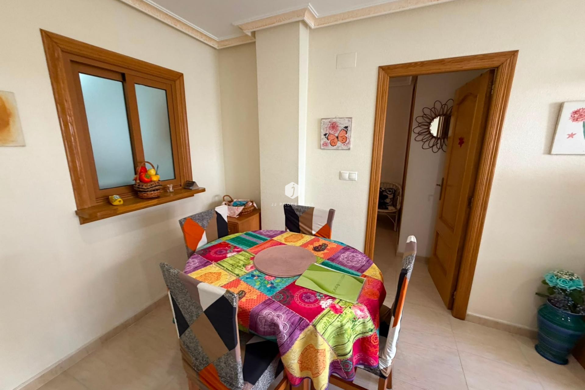 Aus zweiter Hand - Wohnung -
Torrevieja - Estacion de autobuses