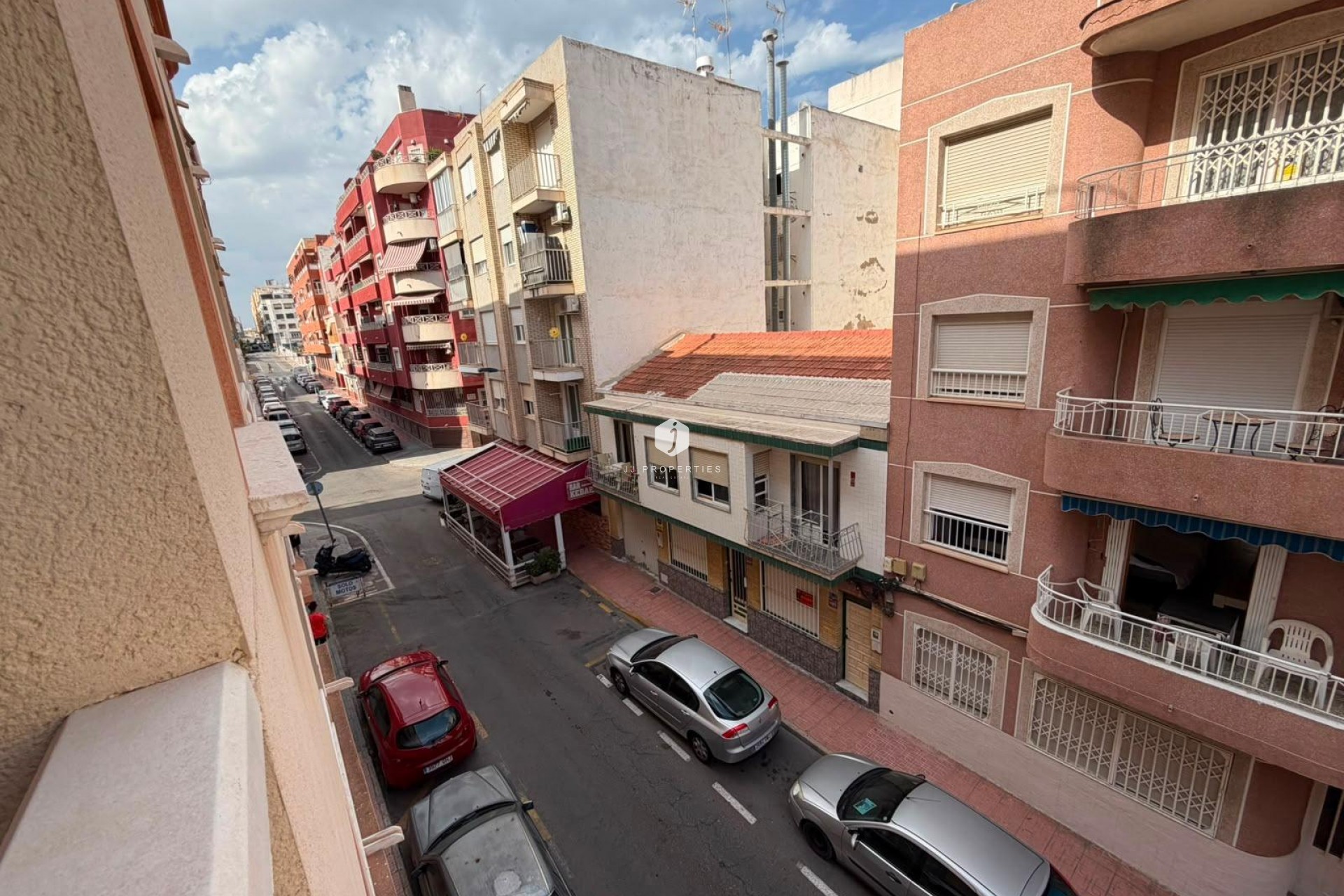 Aus zweiter Hand - Wohnung -
Torrevieja - Estacion de autobuses