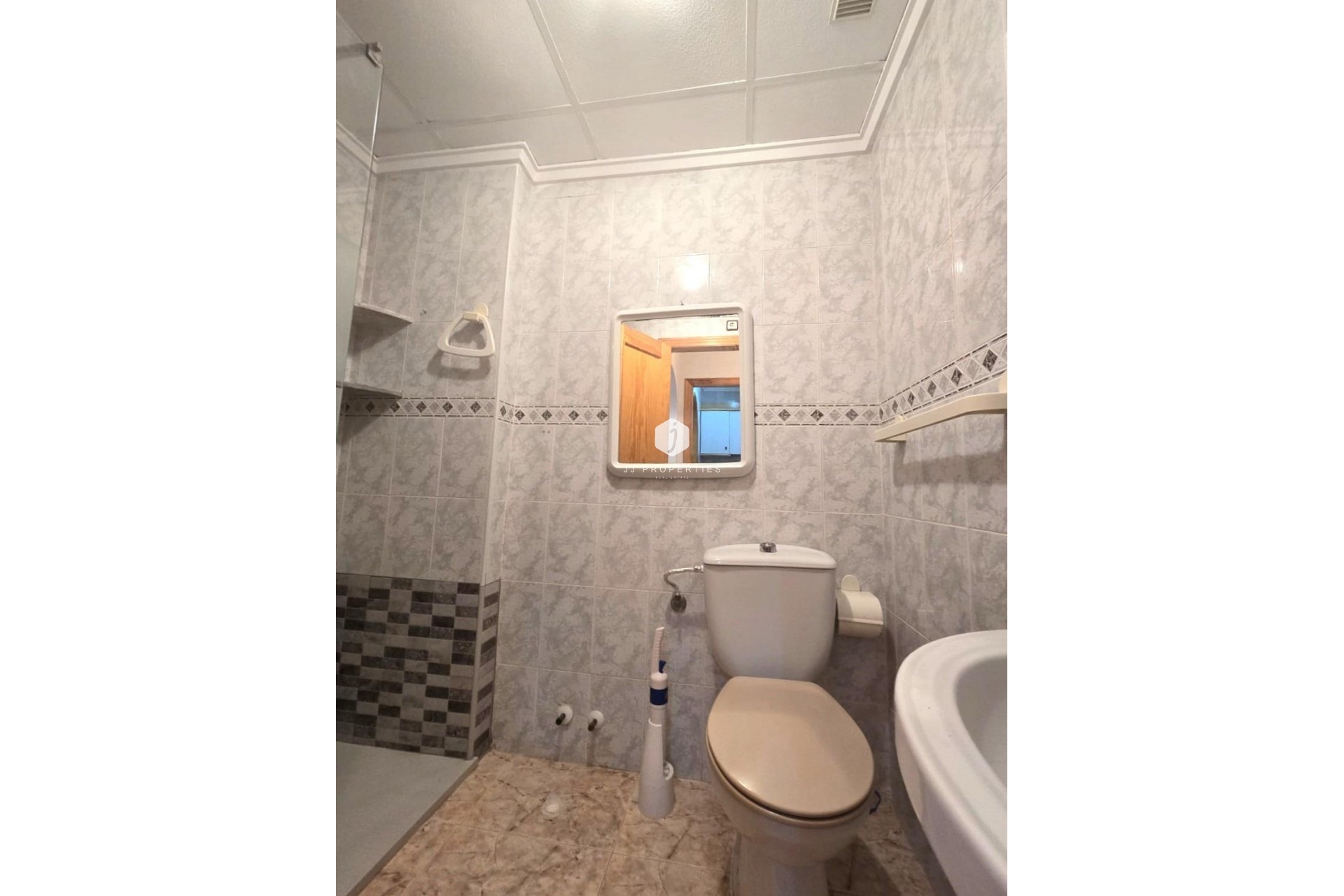 Aus zweiter Hand - Wohnung -
Torrevieja - Habaneras