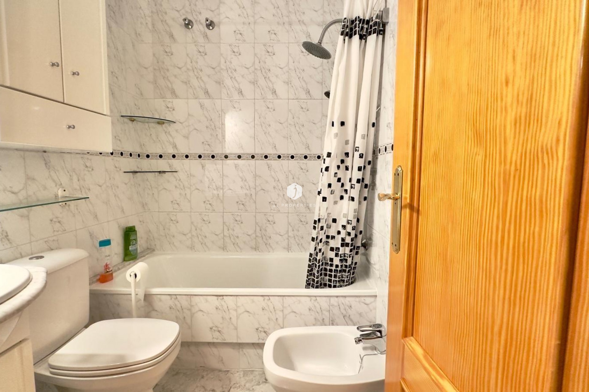 Aus zweiter Hand - Wohnung -
Torrevieja - La Mata Pueblo