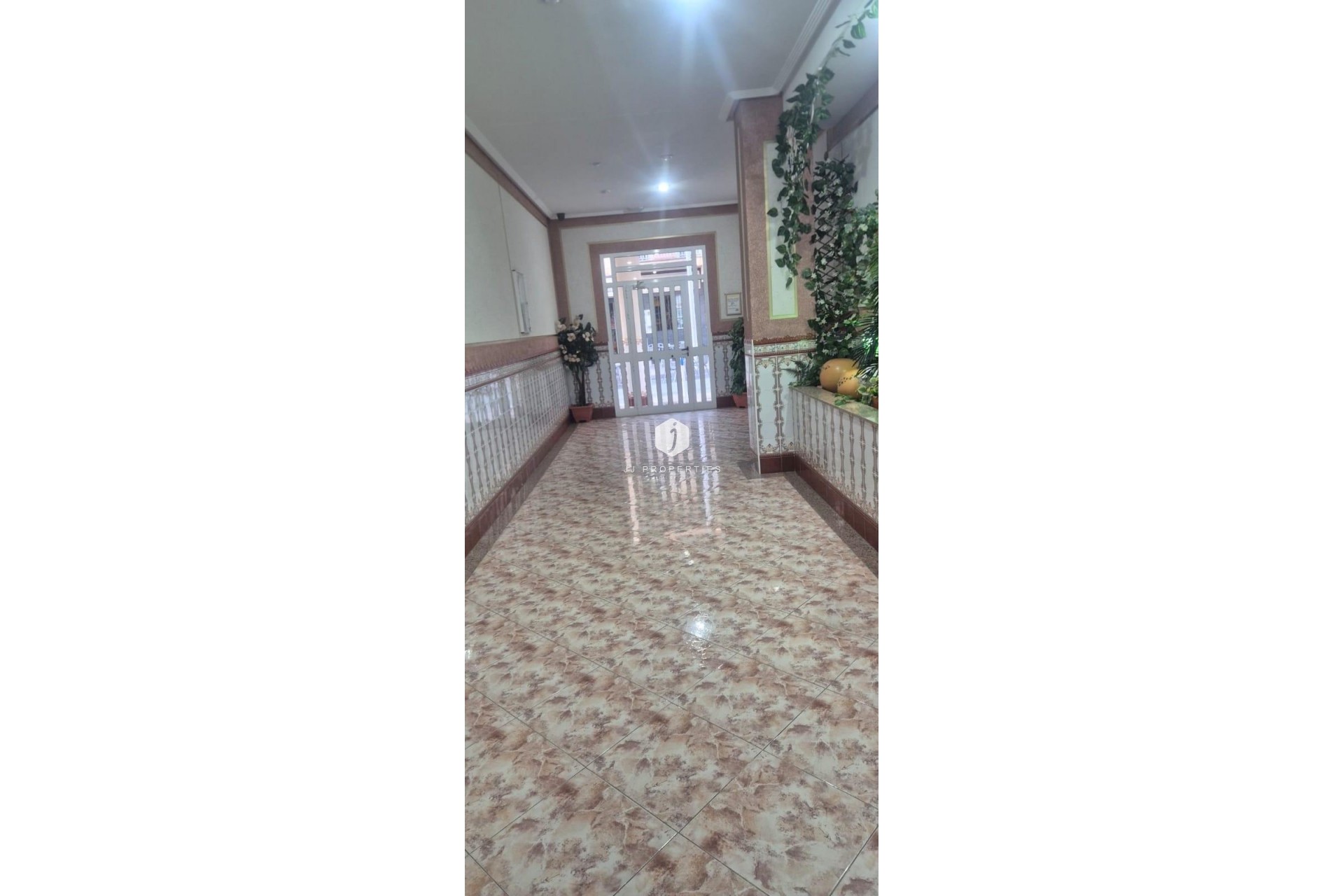 Aus zweiter Hand - Wohnung -
Torrevieja - La Mata Pueblo