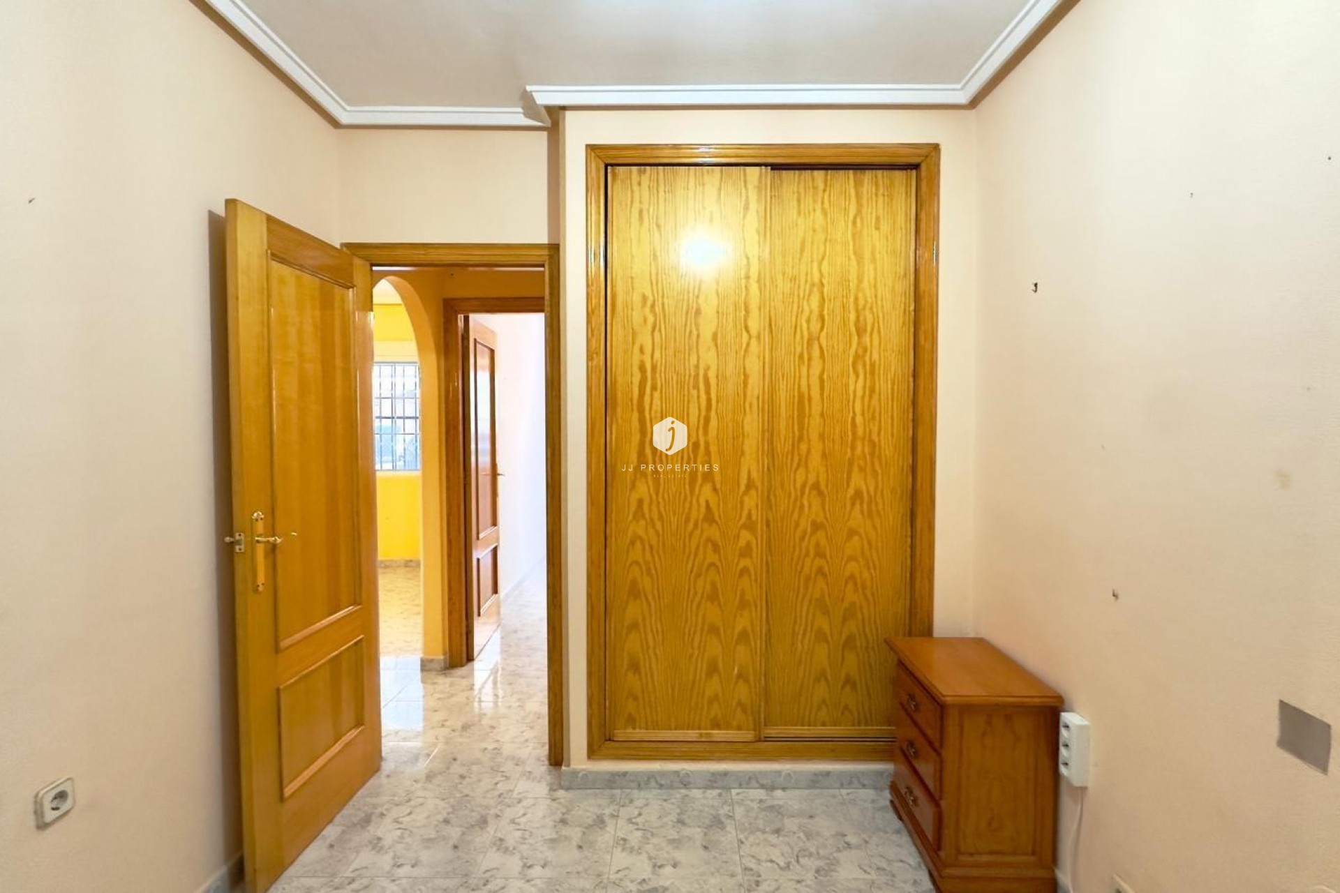 Aus zweiter Hand - Wohnung -
Torrevieja - La Mata Pueblo