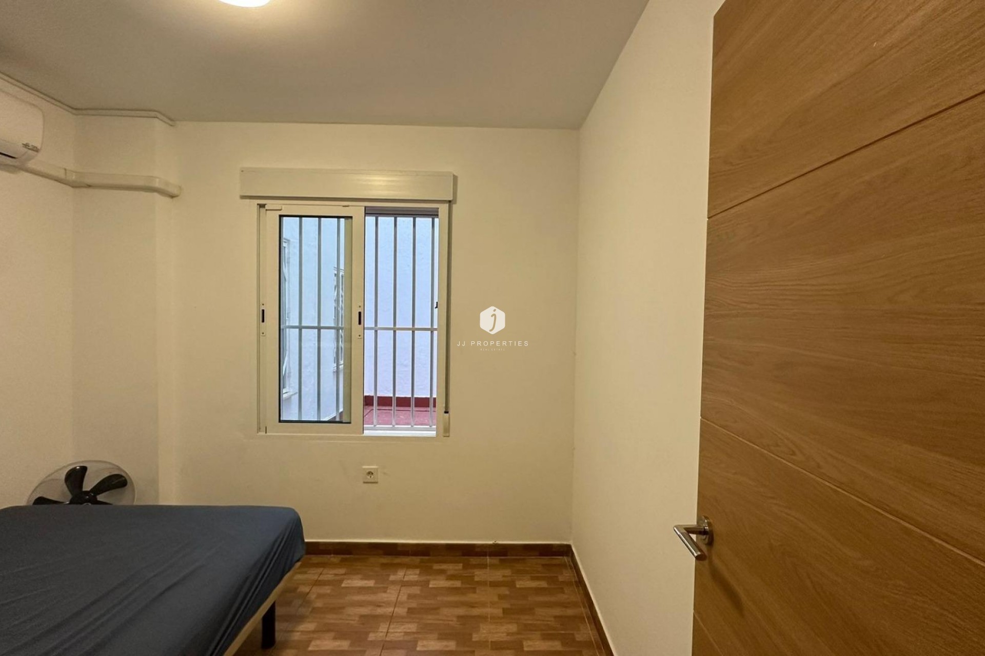 Aus zweiter Hand - Wohnung -
Torrevieja - La Mata Pueblo