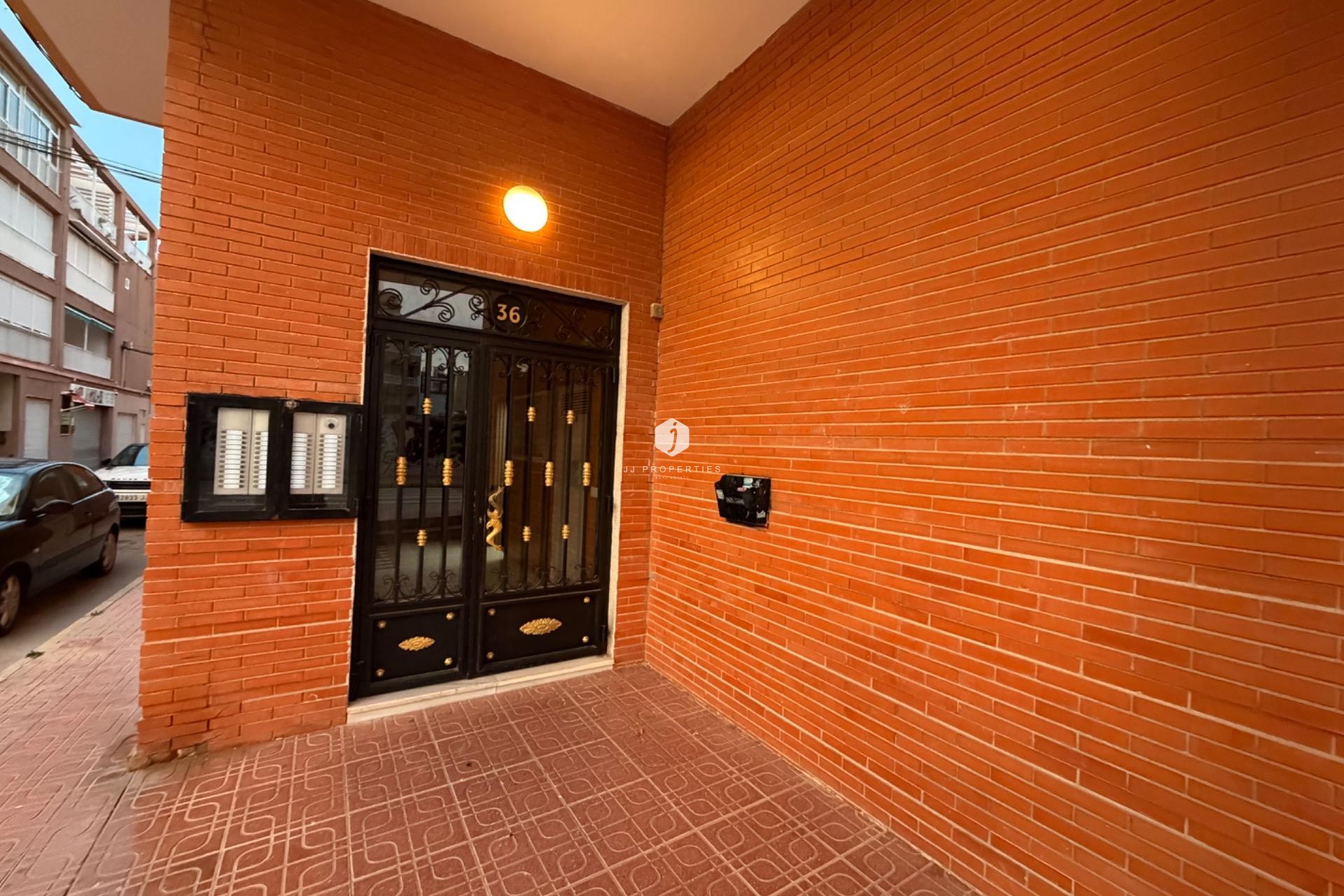 Aus zweiter Hand - Wohnung -
Torrevieja - La Mata Pueblo