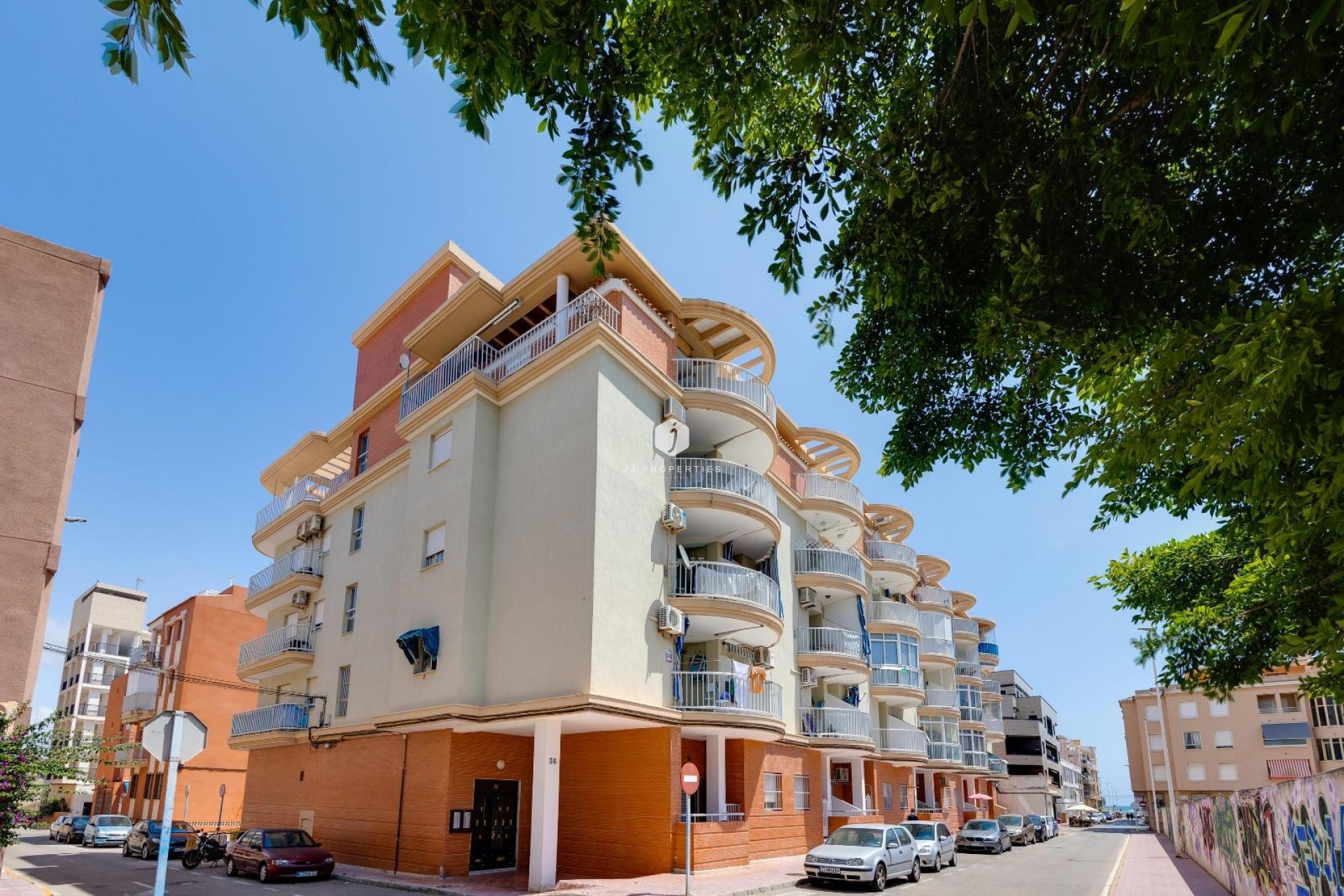 Aus zweiter Hand - Wohnung -
Torrevieja - La Mata Pueblo