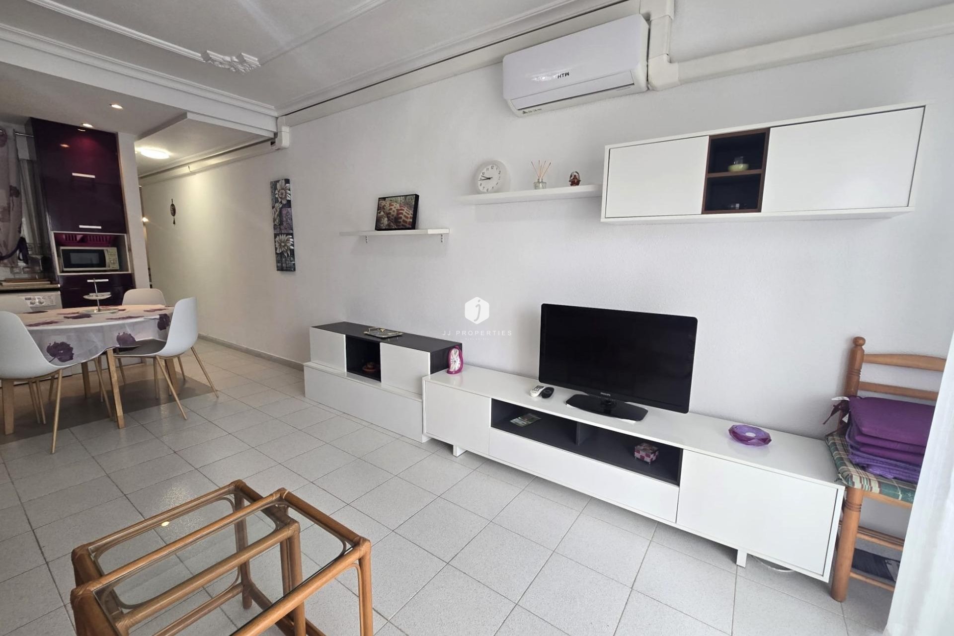 Aus zweiter Hand - Wohnung -
Torrevieja - La Mata Pueblo