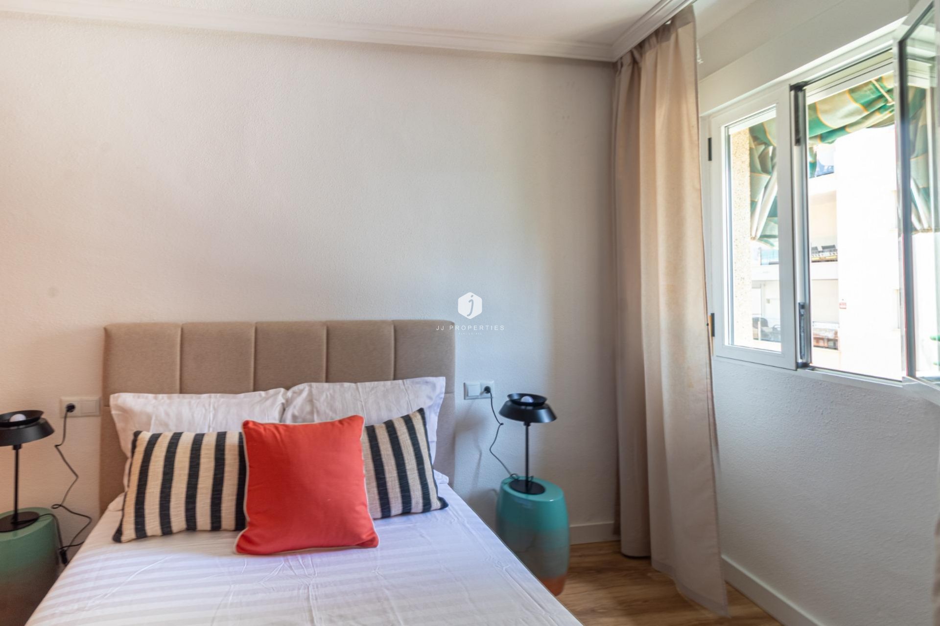 Aus zweiter Hand - Wohnung -
Torrevieja - La Mata Pueblo