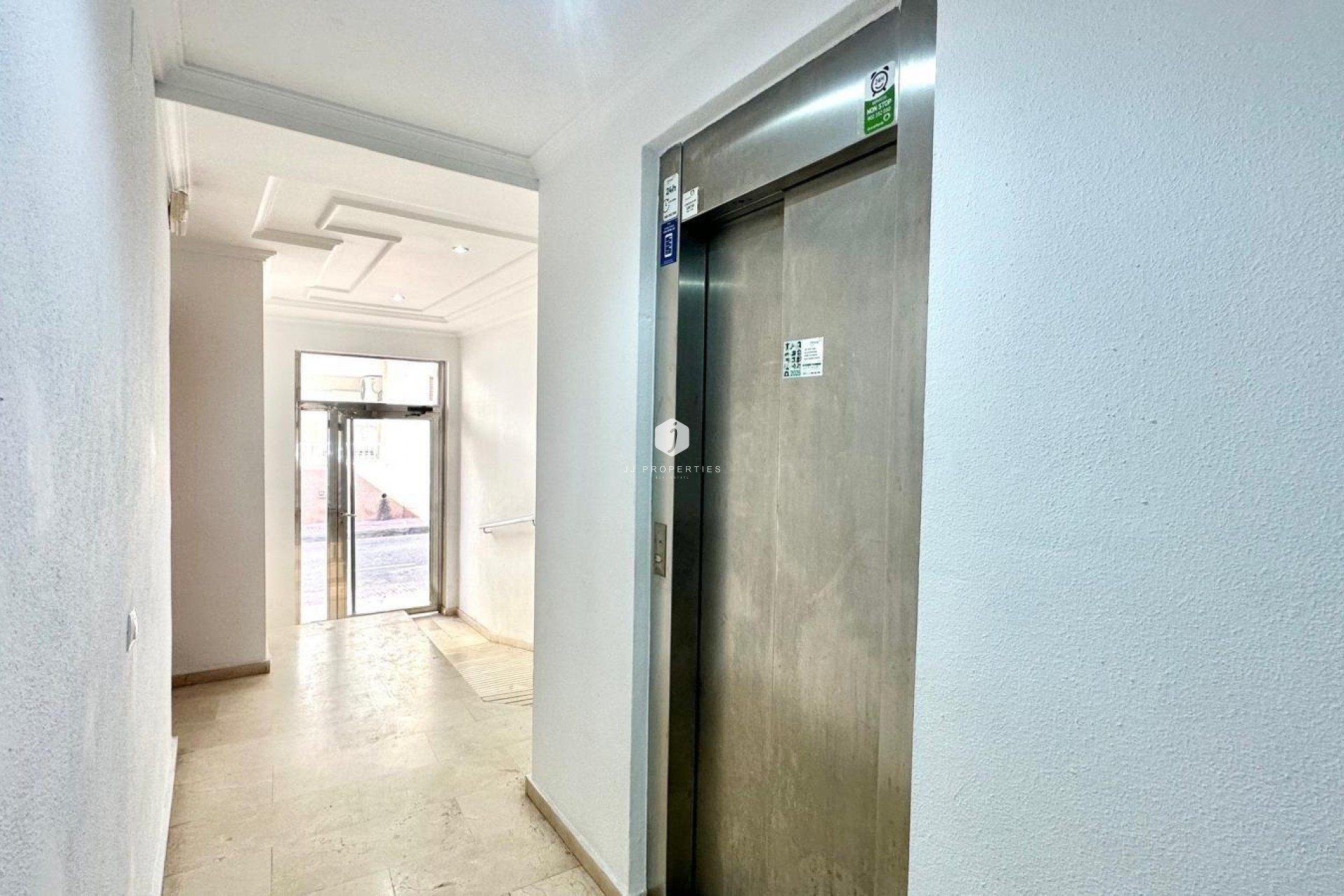 Aus zweiter Hand - Wohnung -
Torrevieja - La Mata Pueblo