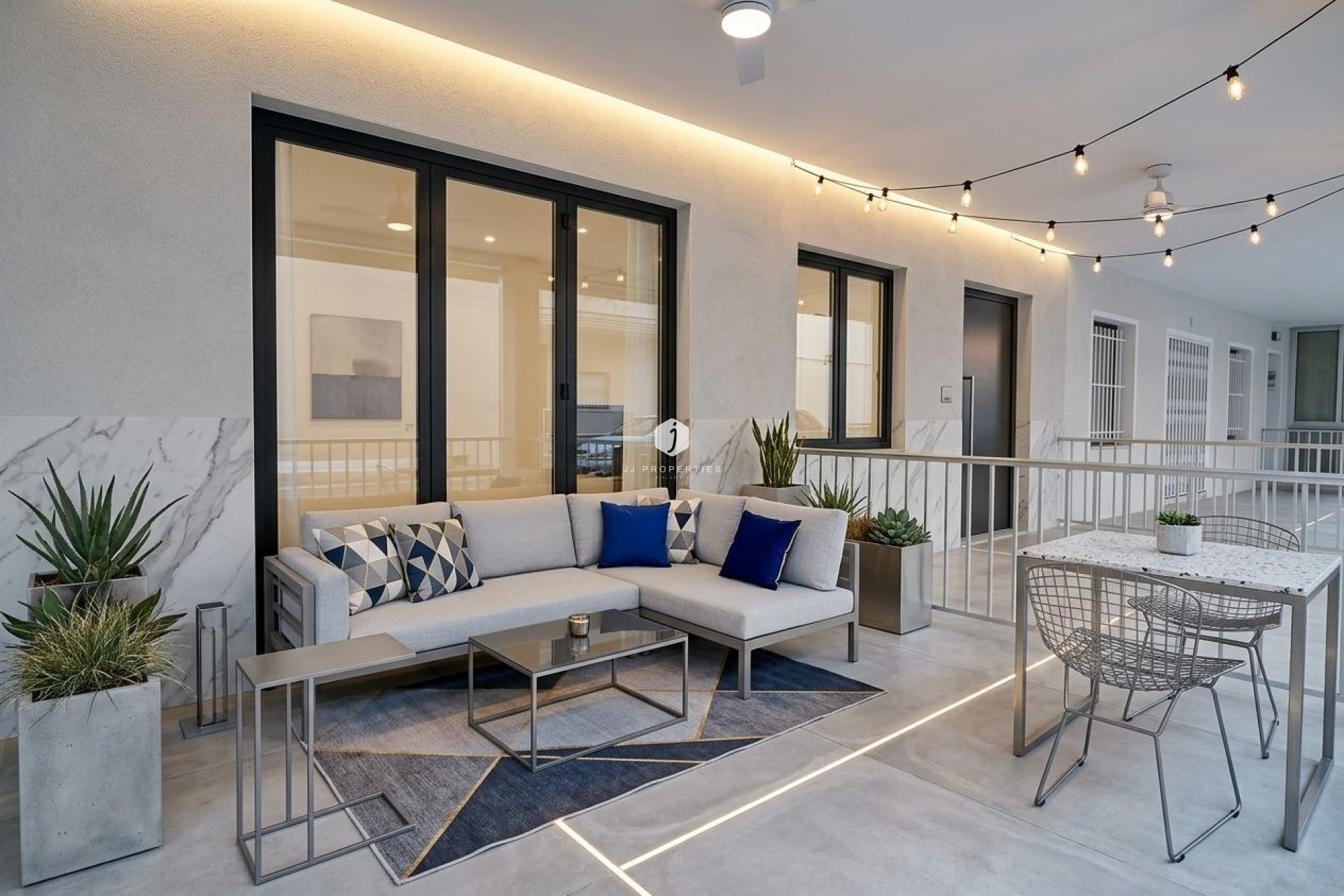 Aus zweiter Hand - Wohnung -
Torrevieja - La Mata Pueblo
