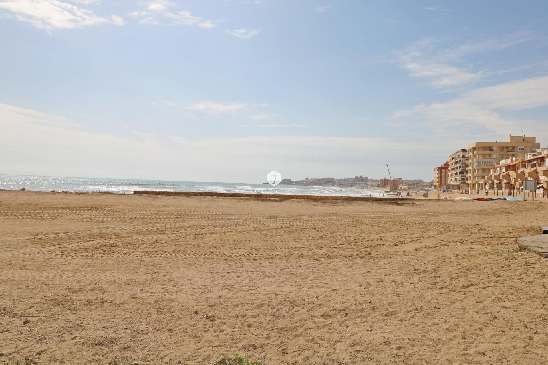 Aus zweiter Hand - Wohnung -
Torrevieja - La Mata Pueblo