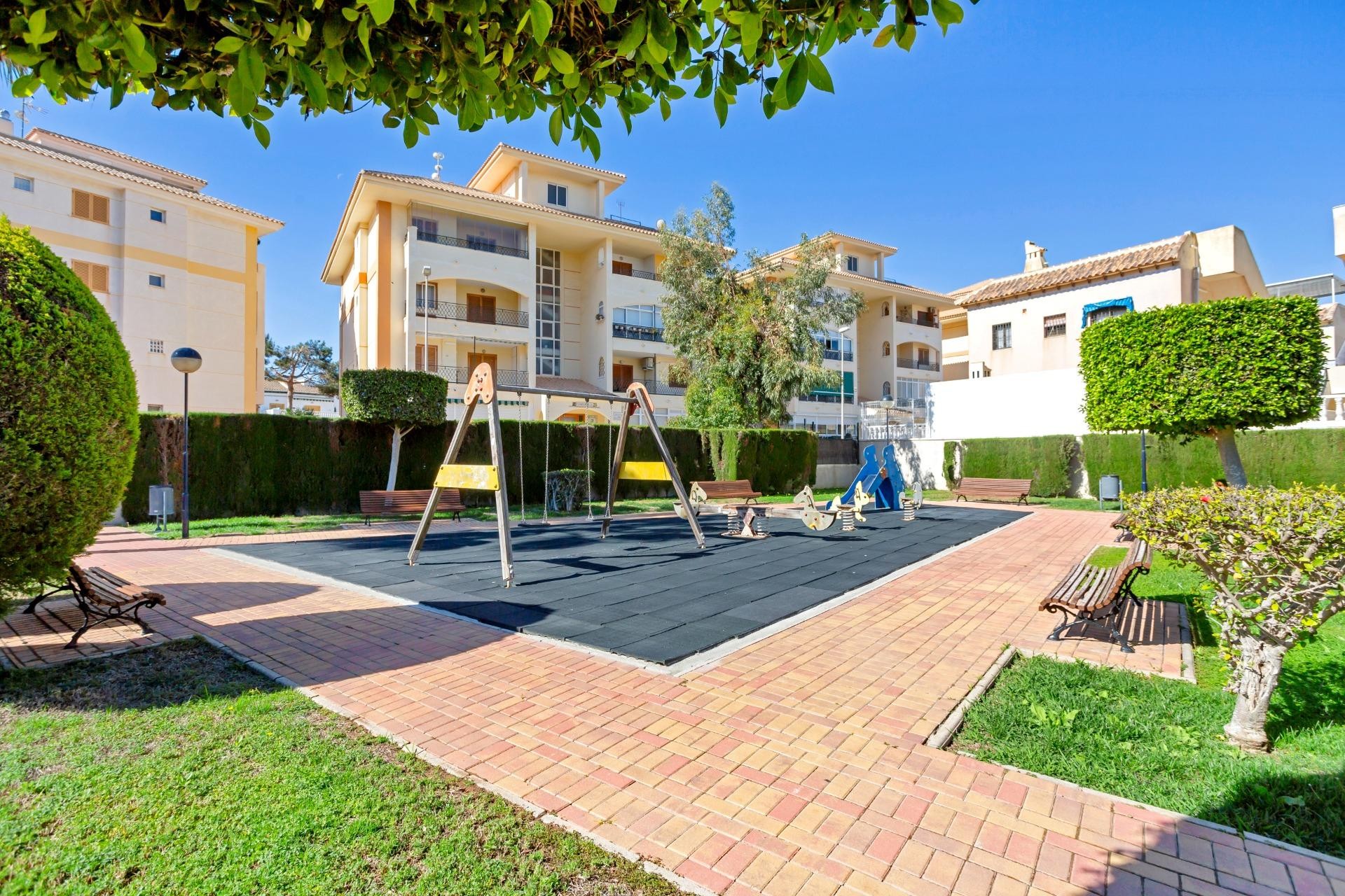 Aus zweiter Hand - Wohnung -
Torrevieja - La Mata