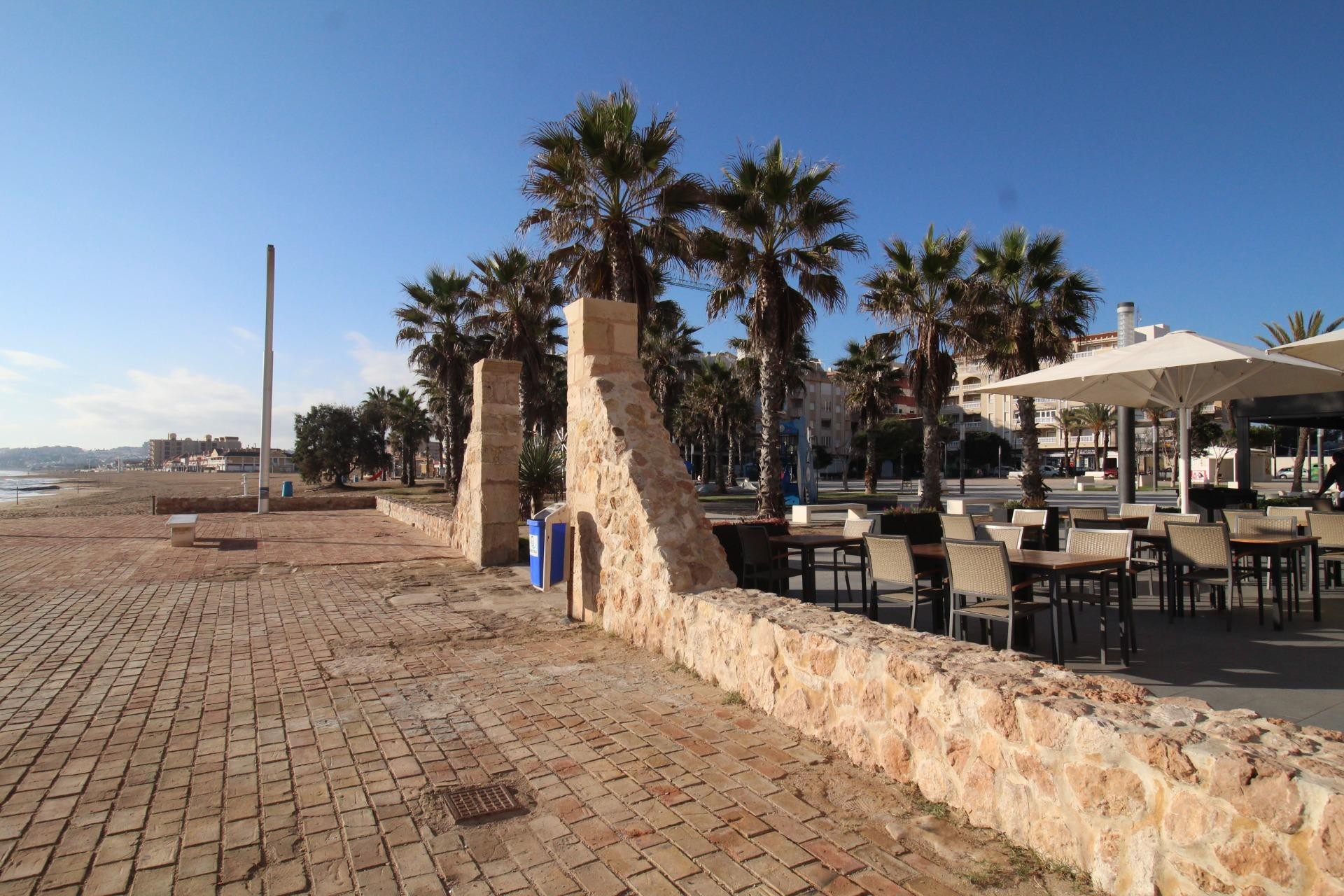 Aus zweiter Hand - Wohnung -
Torrevieja - La Mata