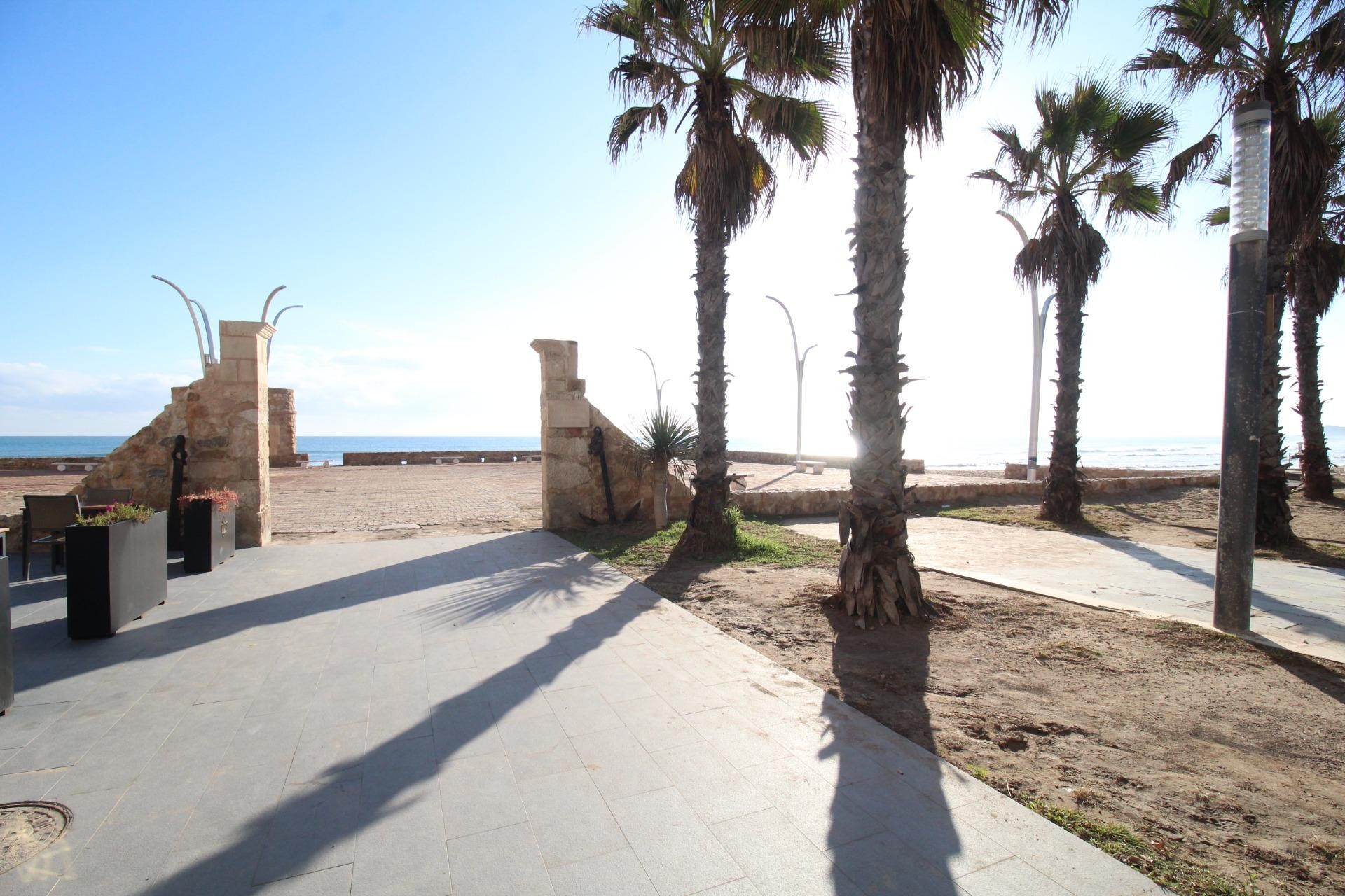 Aus zweiter Hand - Wohnung -
Torrevieja - La Mata