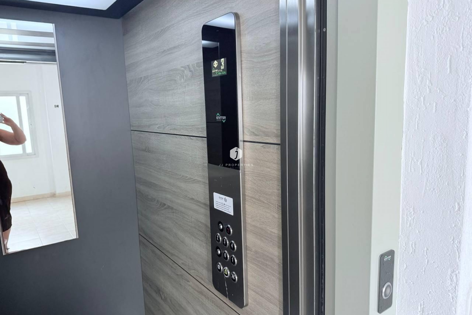 Aus zweiter Hand - Wohnung -
Torrevieja - La Mata