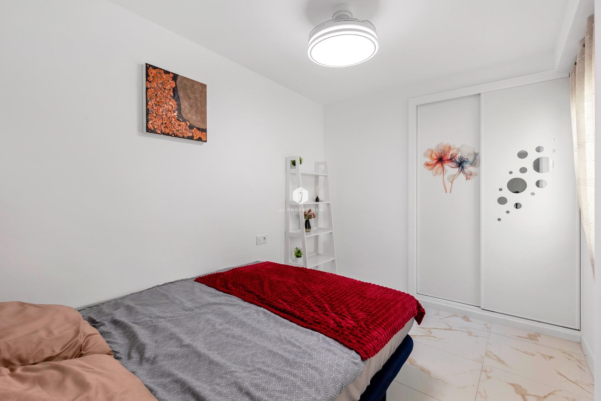 Aus zweiter Hand - Wohnung -
Torrevieja - La Mata