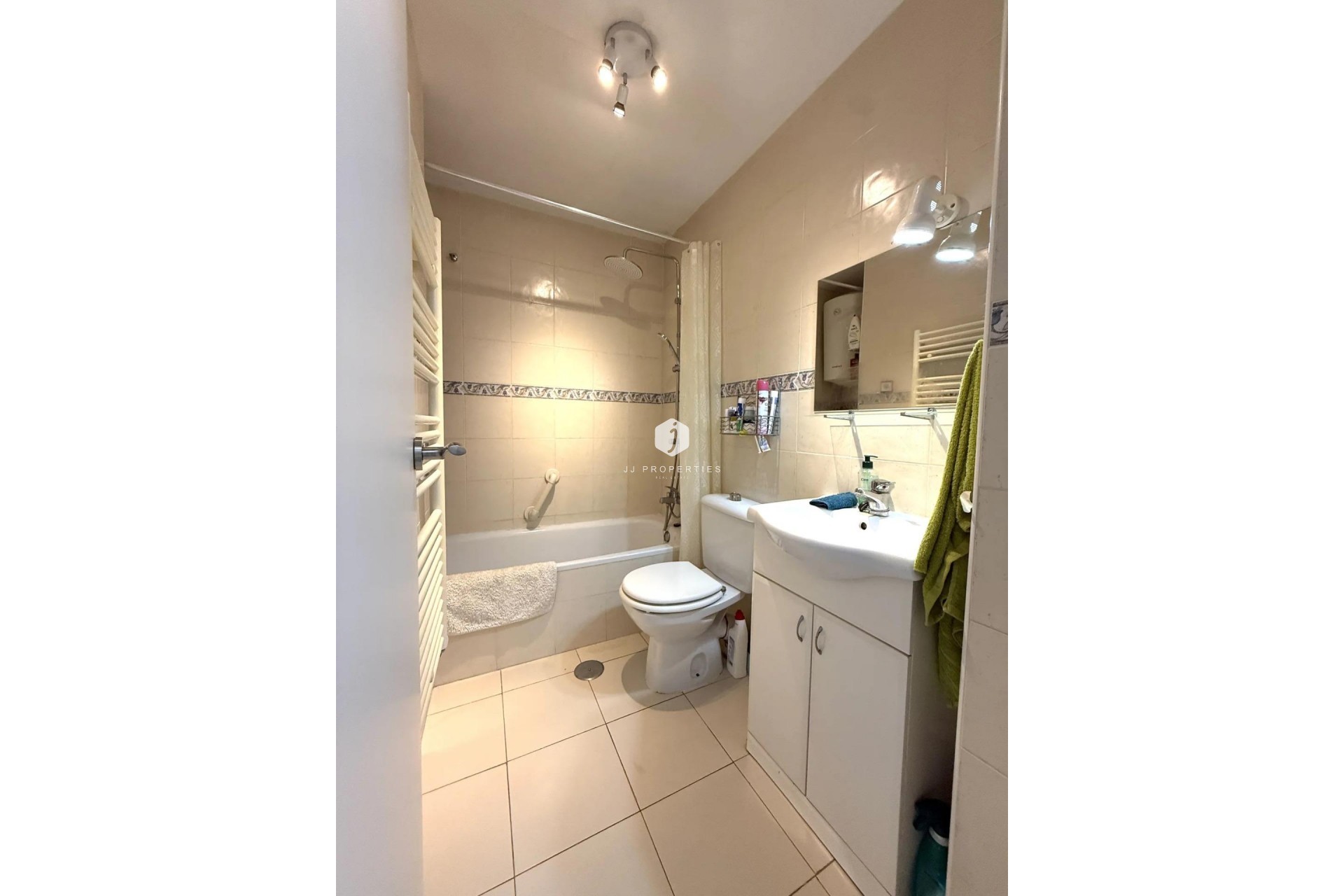 Aus zweiter Hand - Wohnung -
Torrevieja - La Mata