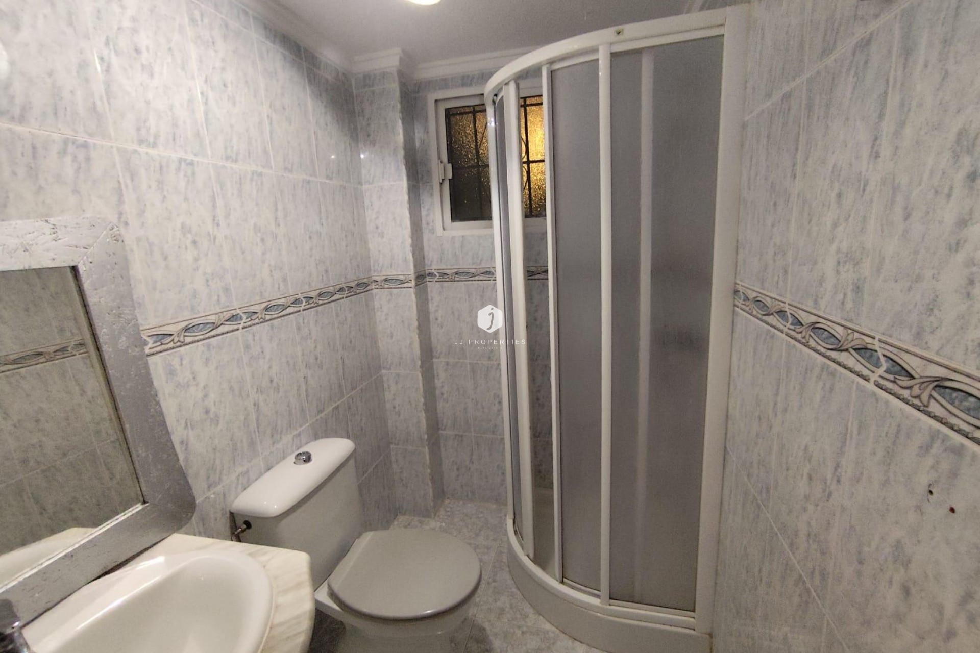 Aus zweiter Hand - Wohnung -
Torrevieja - La Siesta - El Salado - Torreta