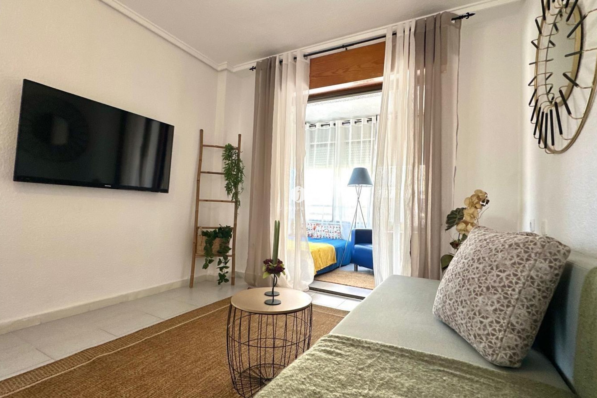 Aus zweiter Hand - Wohnung -
Torrevieja - La Siesta - El Salado - Torreta