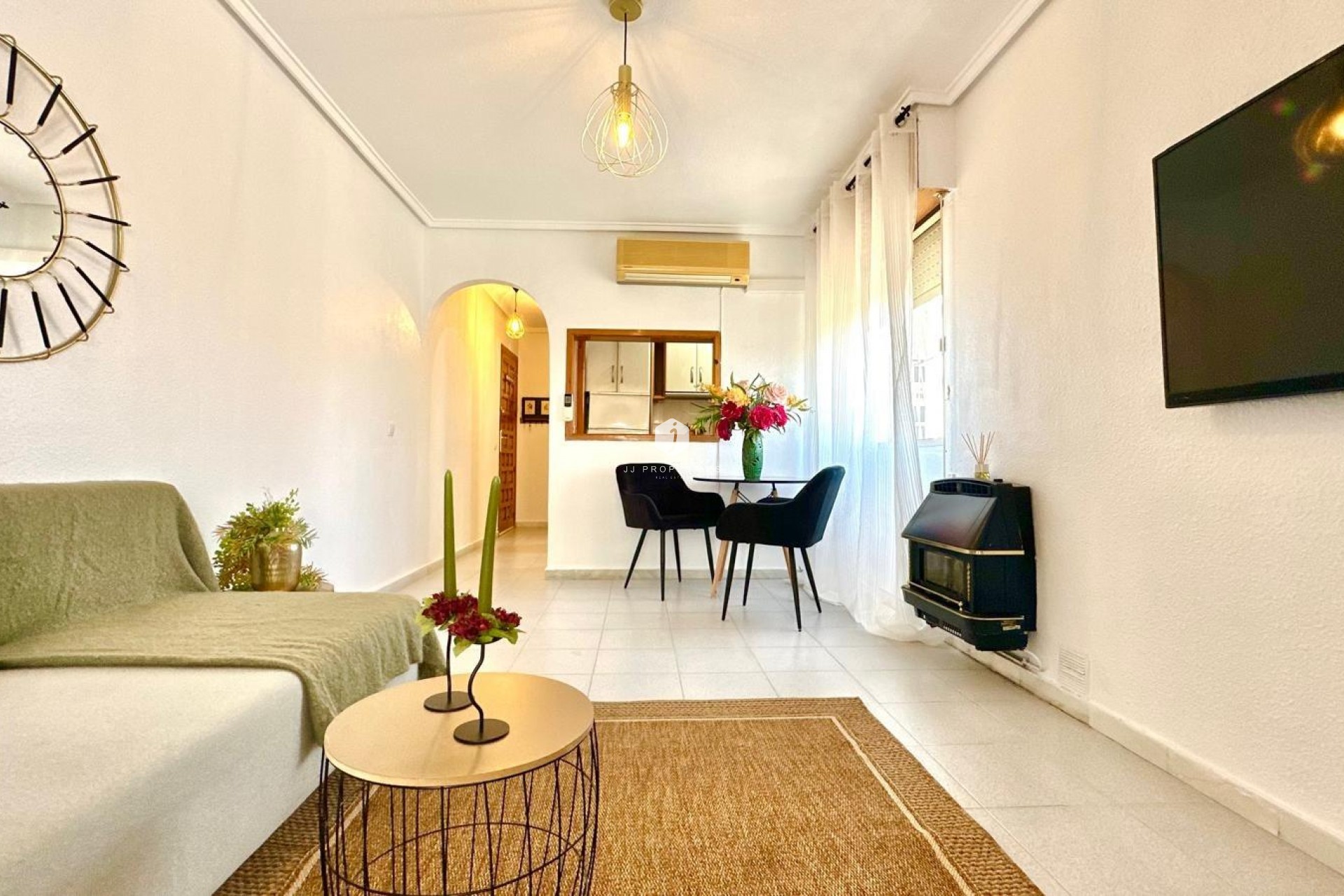 Aus zweiter Hand - Wohnung -
Torrevieja - La Siesta - El Salado - Torreta