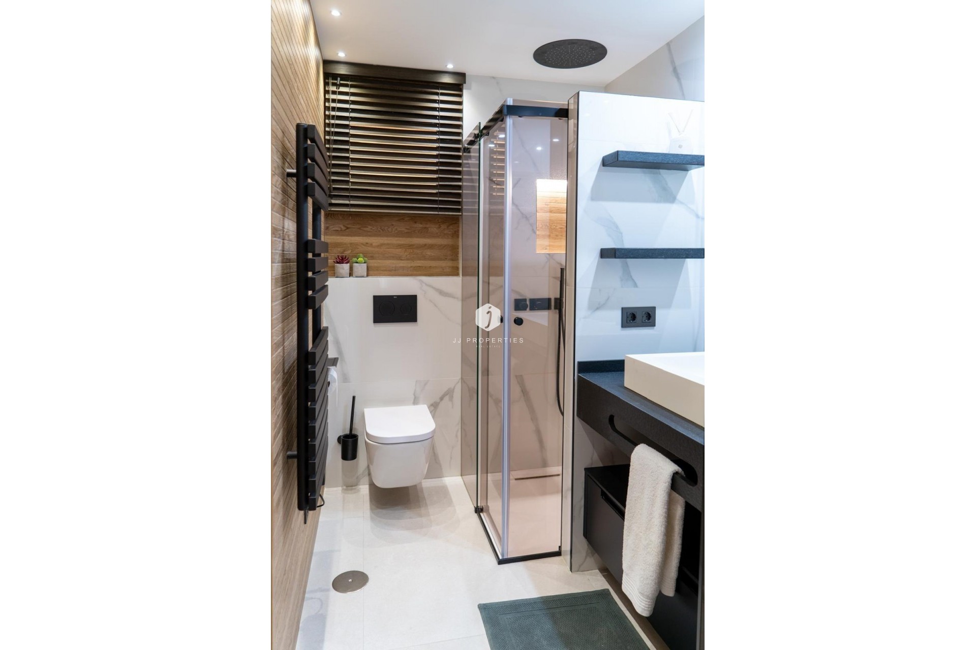 Aus zweiter Hand - Wohnung -
Torrevieja - La veleta