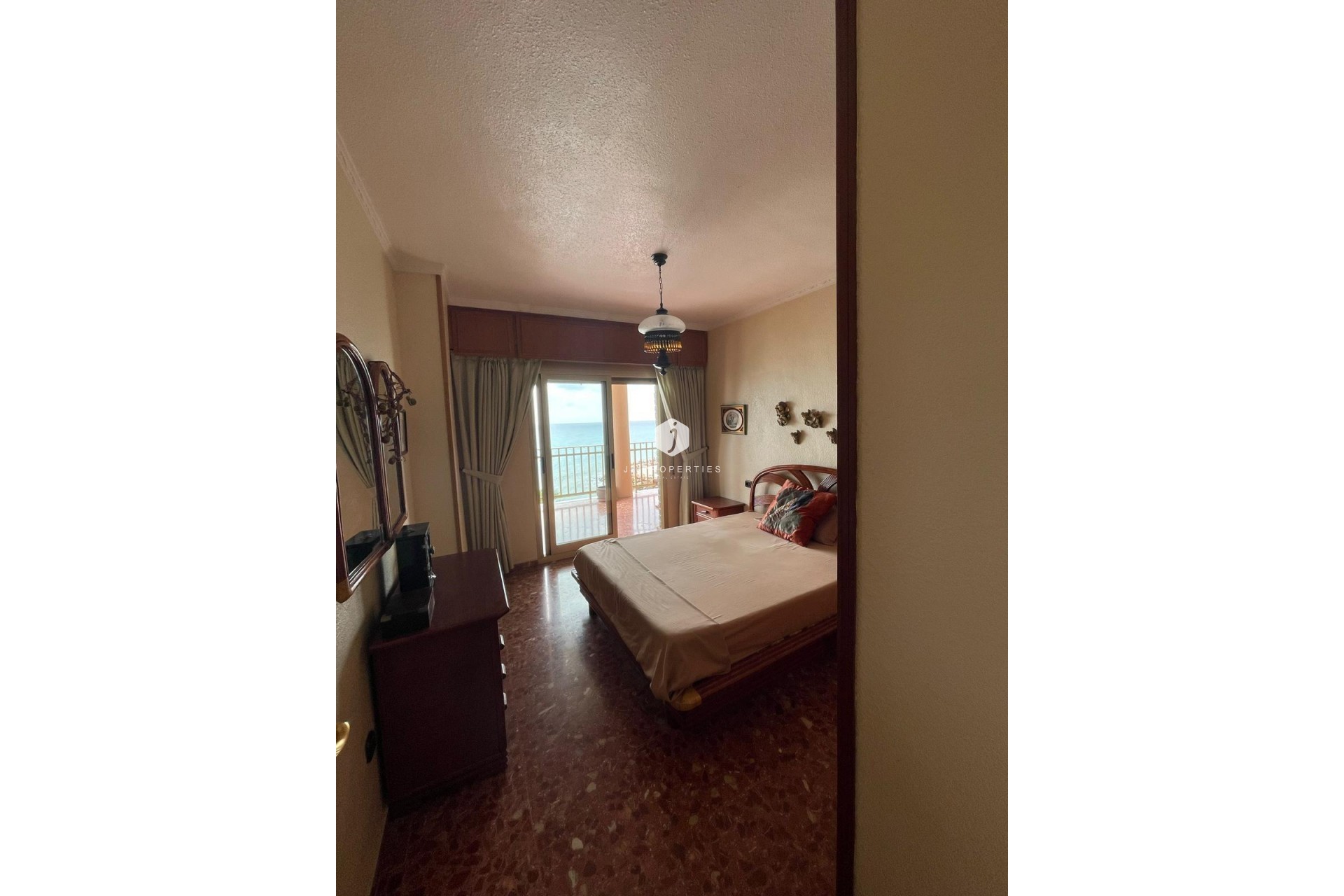 Aus zweiter Hand - Wohnung -
Torrevieja - Las Piscinas Naturales