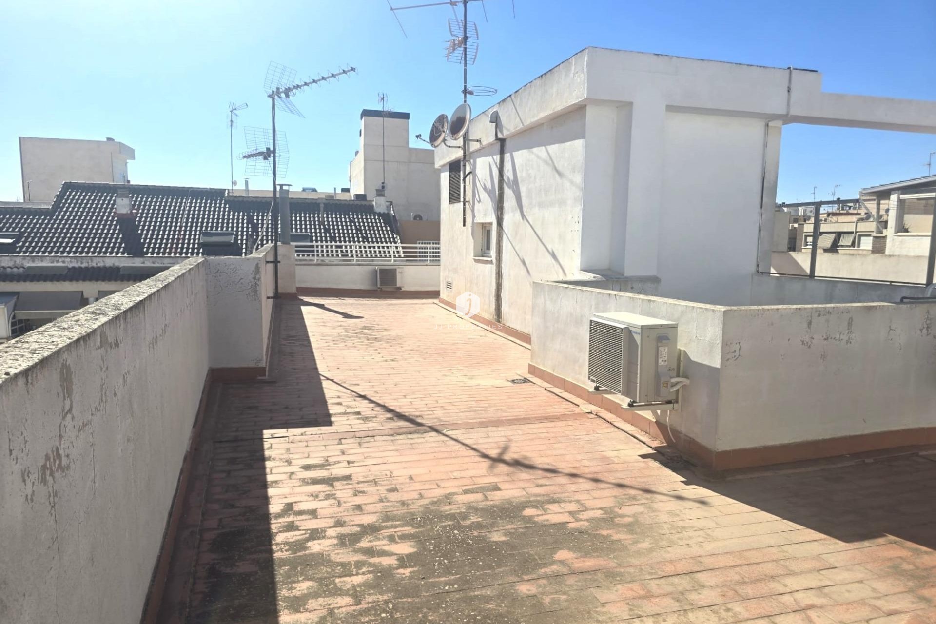 Aus zweiter Hand - Wohnung -
Torrevieja - Las Piscinas Naturales