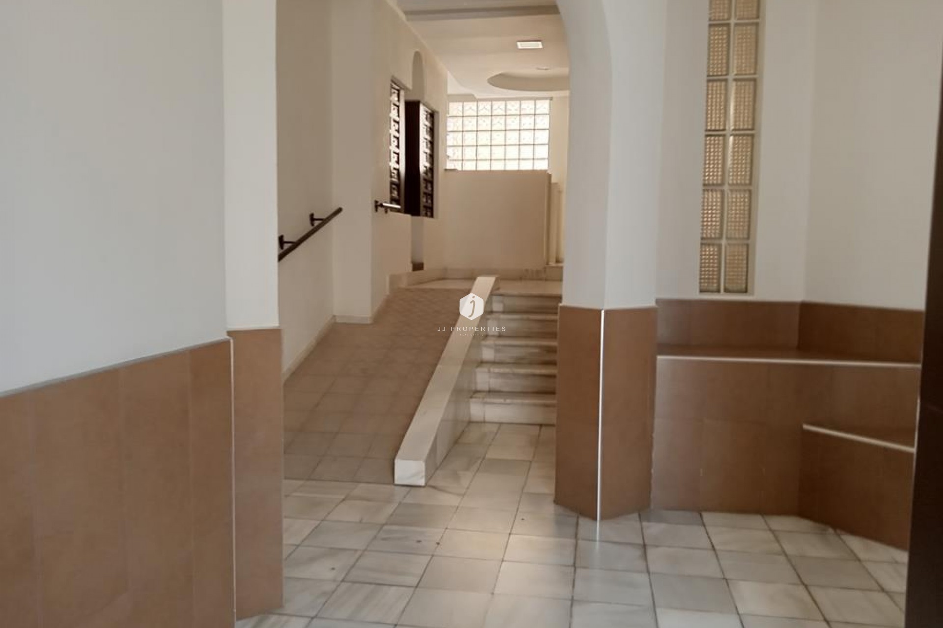 Aus zweiter Hand - Wohnung -
Torrevieja - MAR AZUL LA VELETA