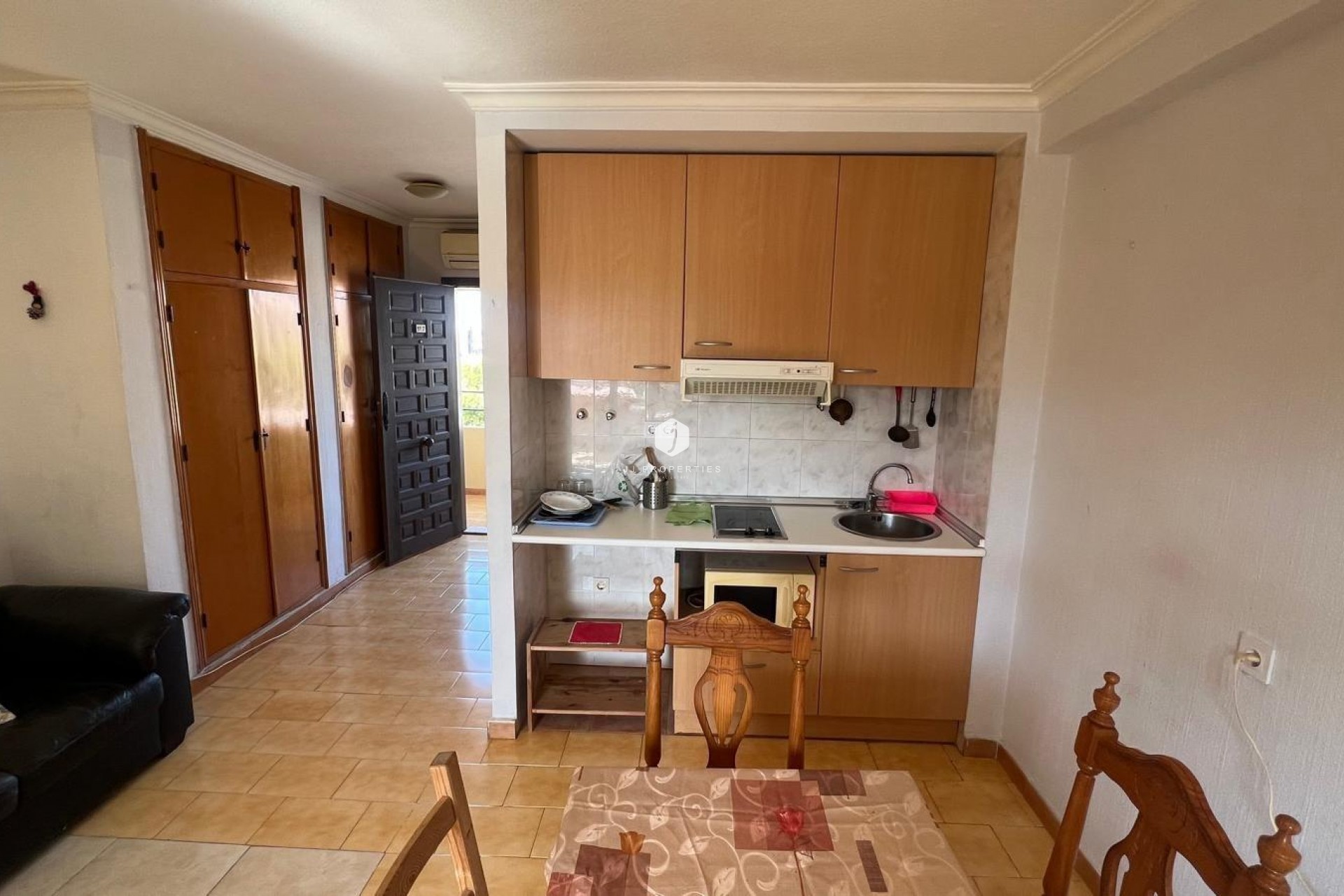 Aus zweiter Hand - Wohnung -
Torrevieja - Miramar - Torre Del Moro