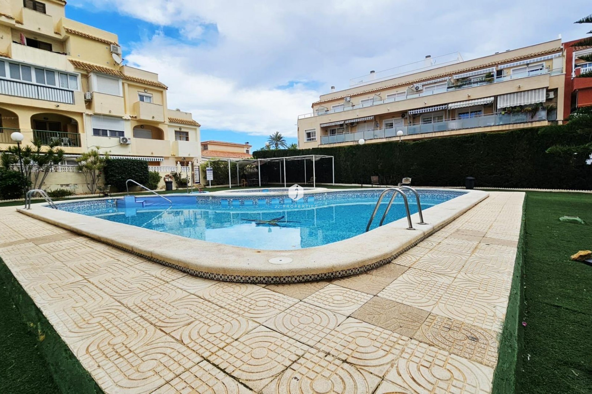 Aus zweiter Hand - Wohnung -
Torrevieja - Nueva Torrevieja