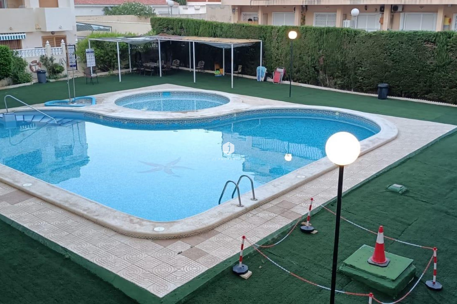 Aus zweiter Hand - Wohnung -
Torrevieja - Nueva Torrevieja