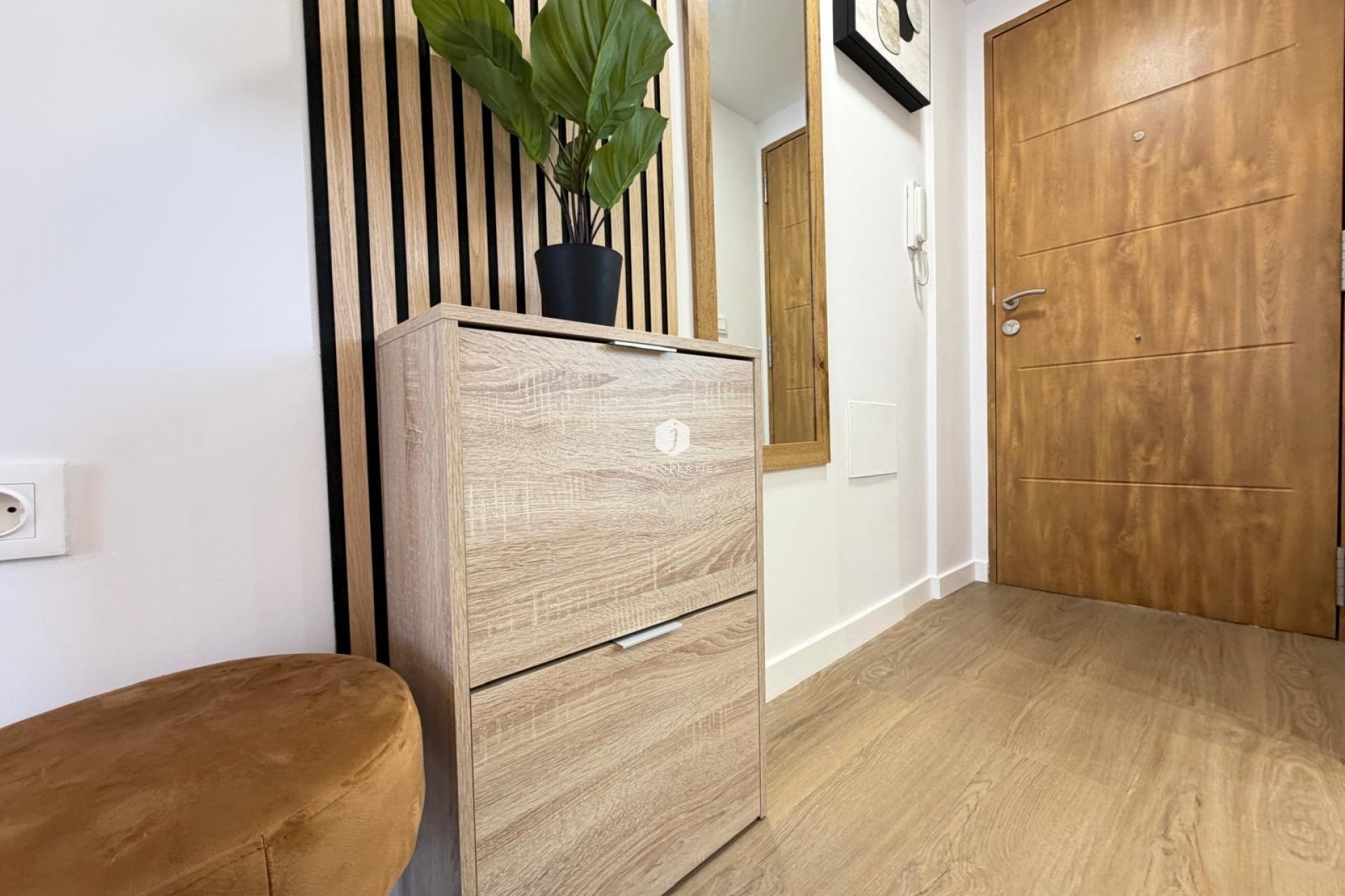Aus zweiter Hand - Wohnung -
Torrevieja - Nueva Torrevieja
