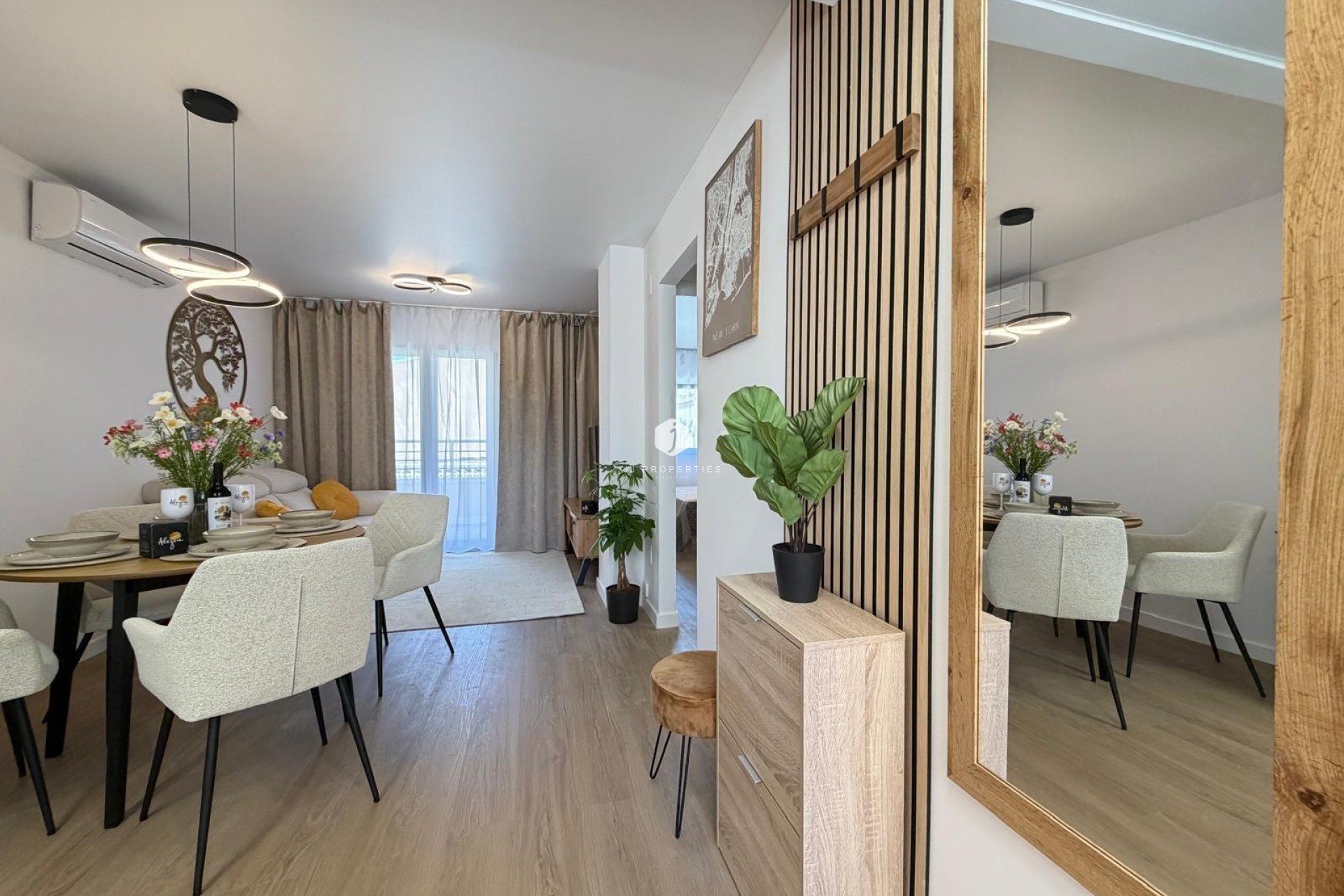 Aus zweiter Hand - Wohnung -
Torrevieja - Nueva Torrevieja