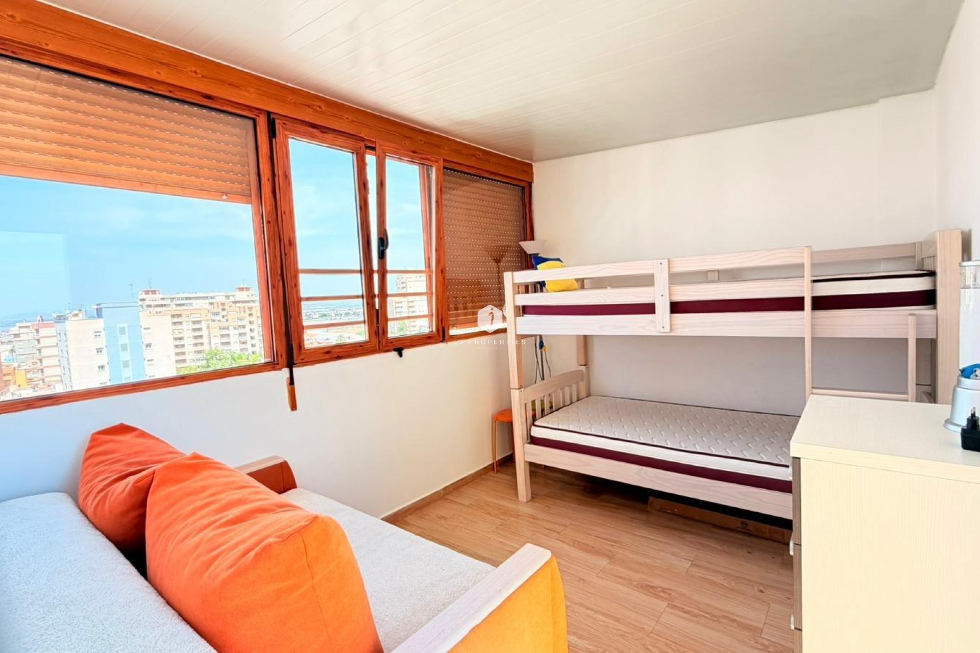 Aus zweiter Hand - Wohnung -
Torrevieja - Nueva Torrevieja
