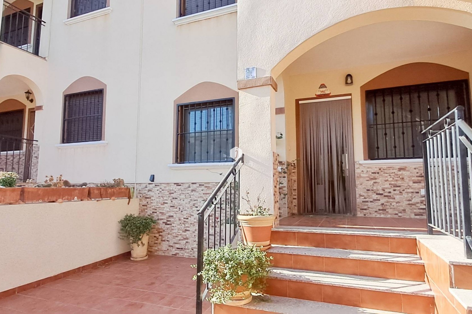 Aus zweiter Hand - Wohnung -
Torrevieja - Parque Acuático - Sector 25