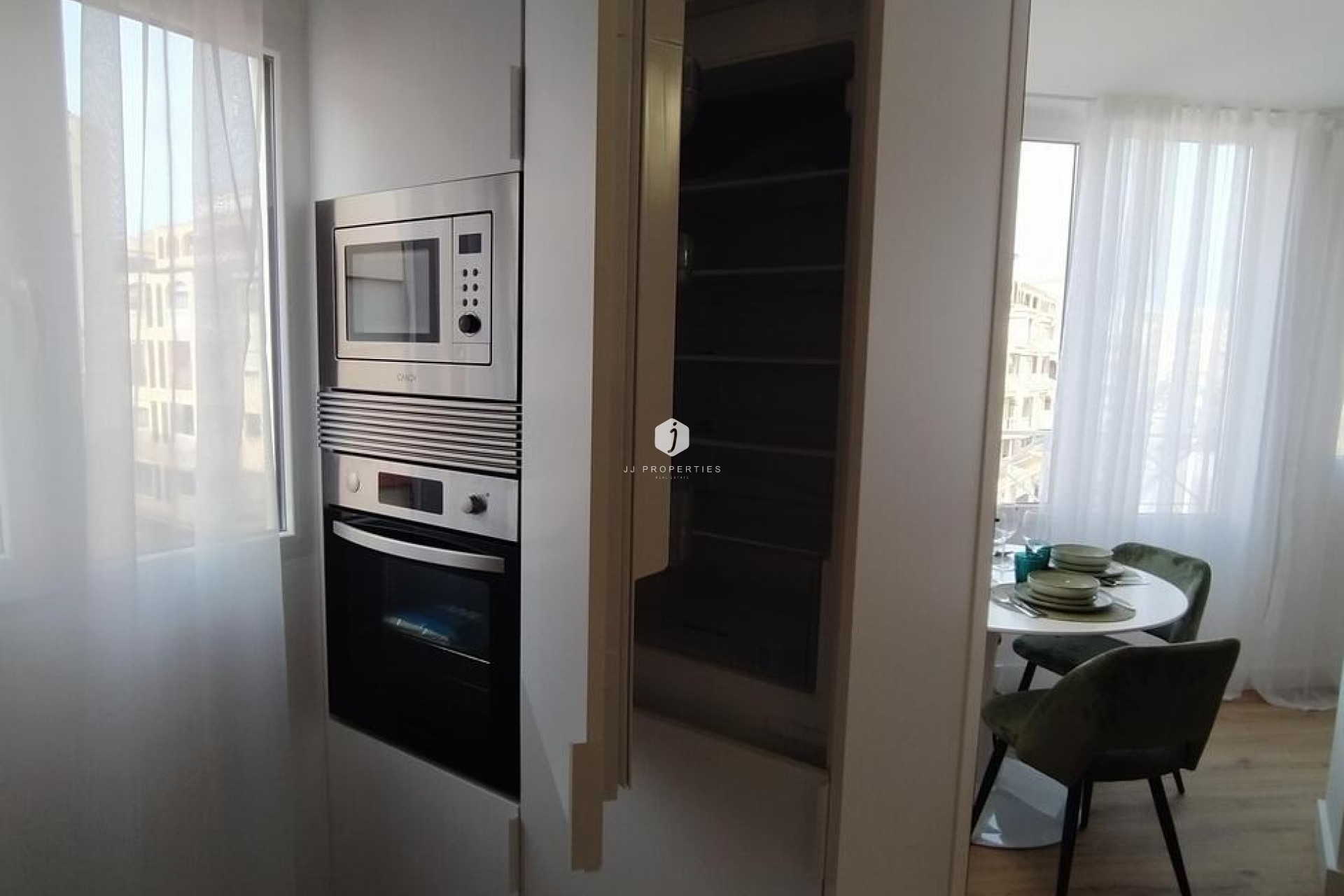 Aus zweiter Hand - Wohnung -
Torrevieja - PARQUE DE LAS NACIONES