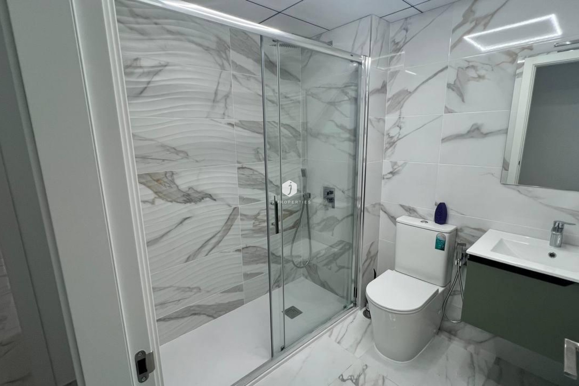 Aus zweiter Hand - Wohnung -
Torrevieja - PARQUE DE LAS NACIONES