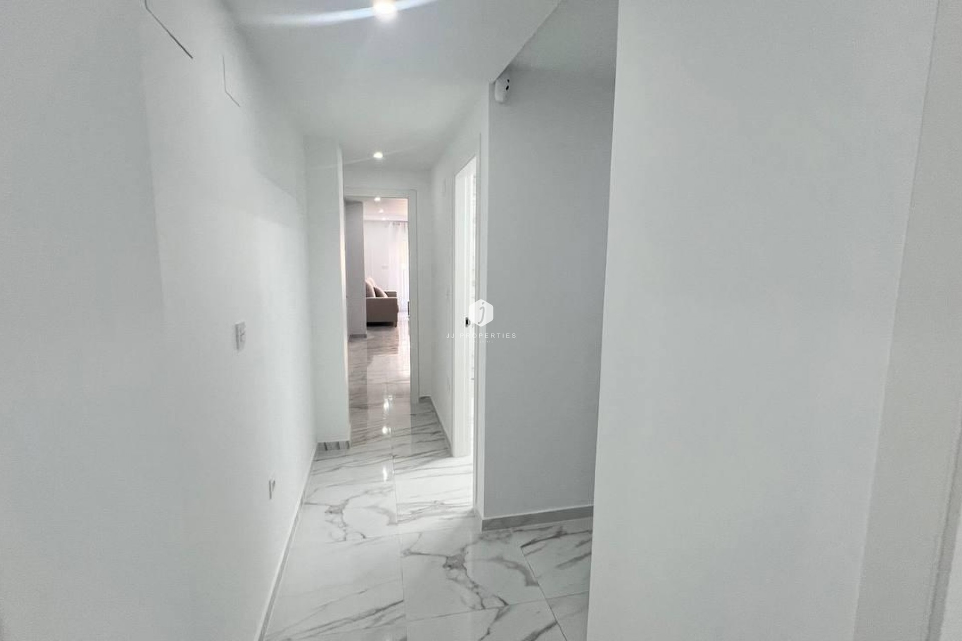 Aus zweiter Hand - Wohnung -
Torrevieja - PARQUE DE LAS NACIONES