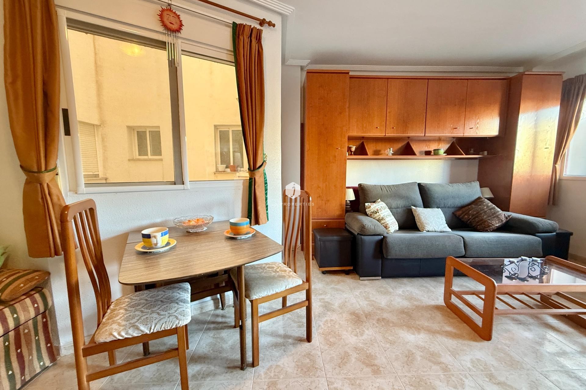 Aus zweiter Hand - Wohnung -
Torrevieja - PARQUE DE LAS NACIONES